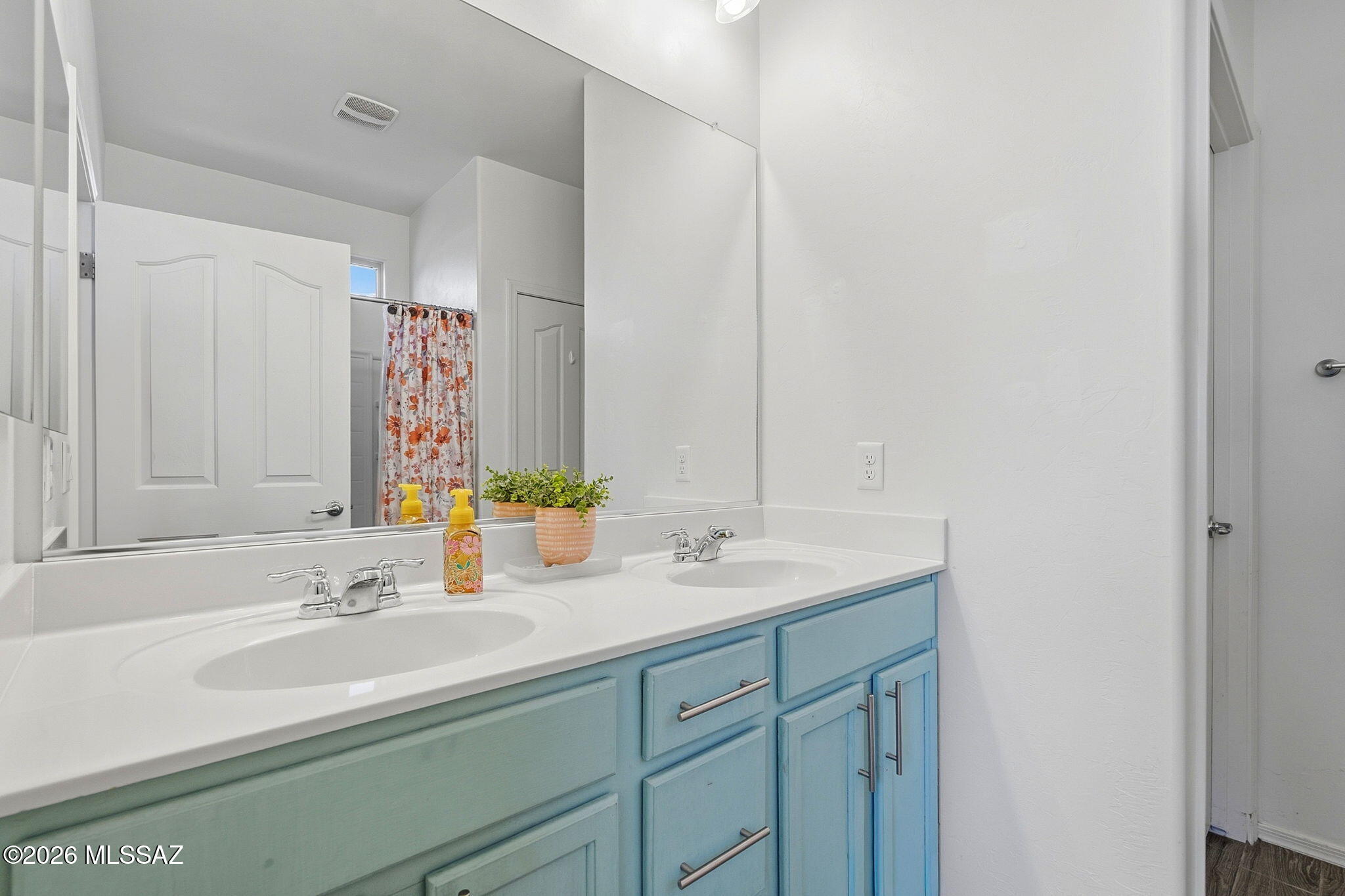 8854 N Hardy Preserve Loop
