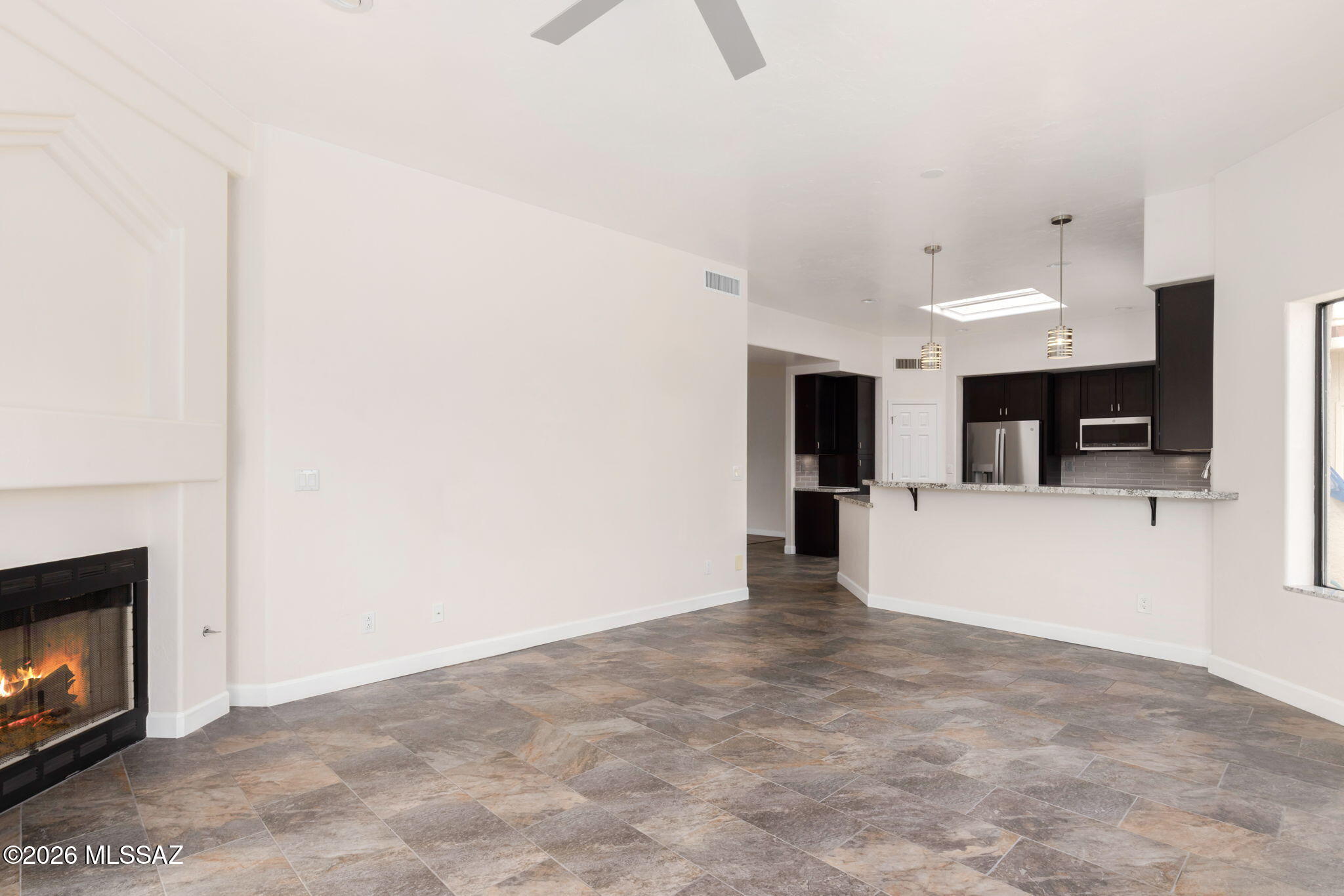 6211 N Via Acacia