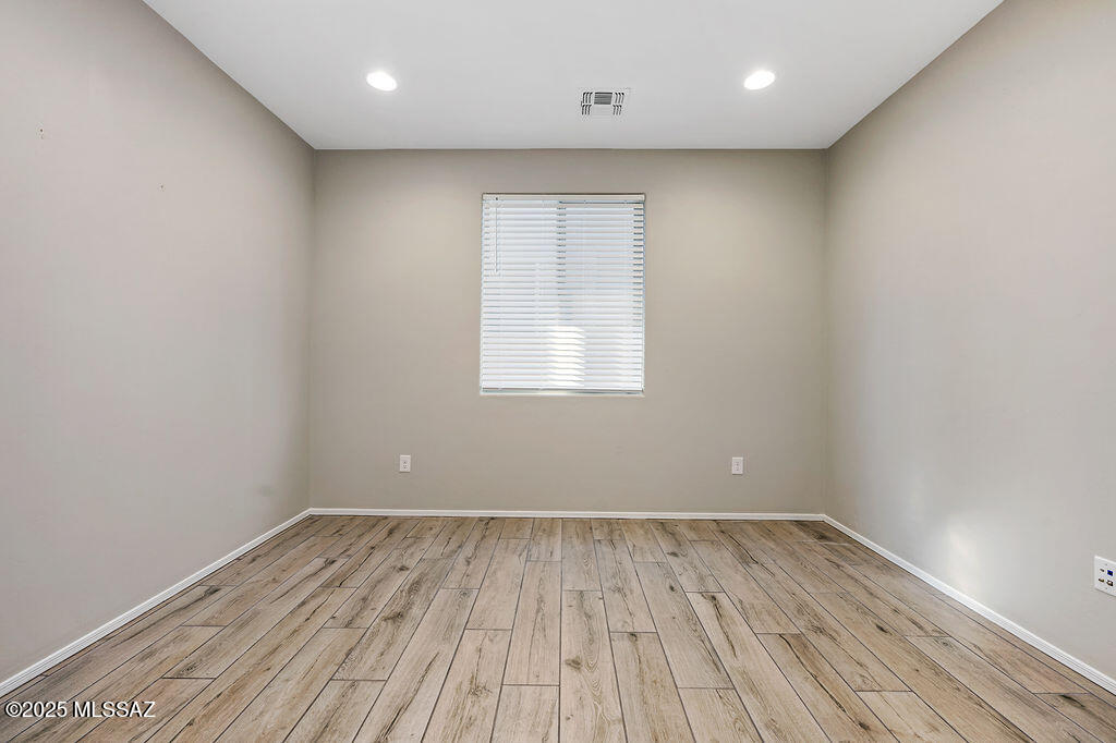 1006 W Calle Monte Lindo