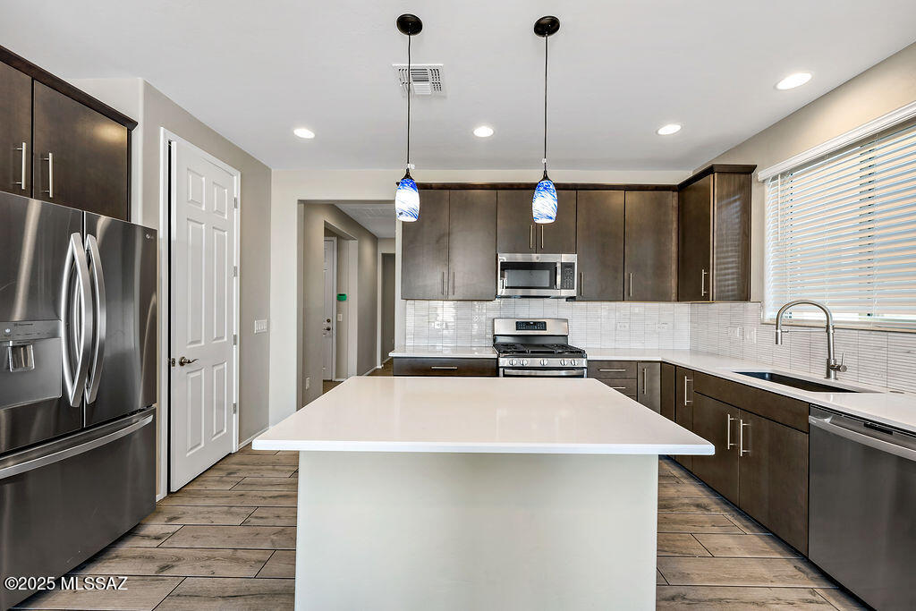 1006 W Calle Monte Lindo
