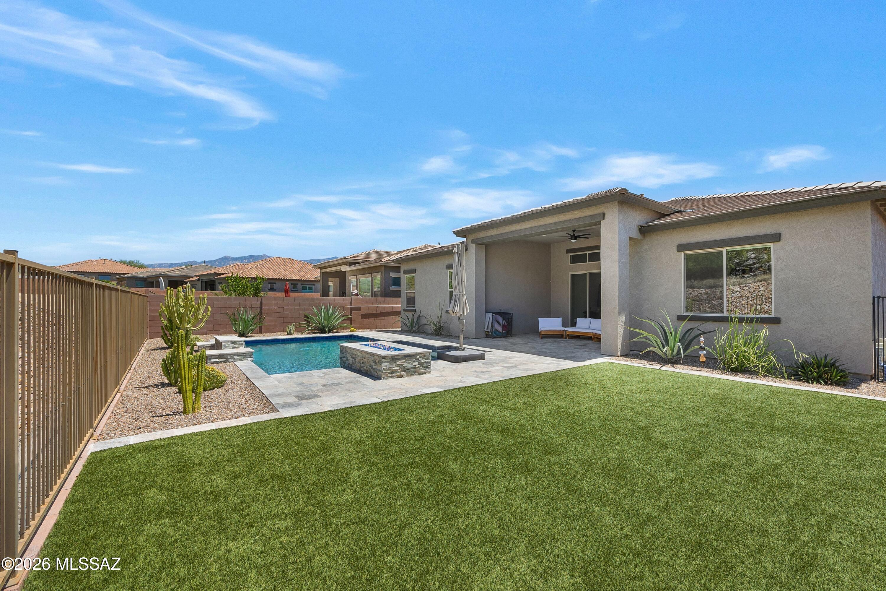 13477 N Mariposa Lily Drive