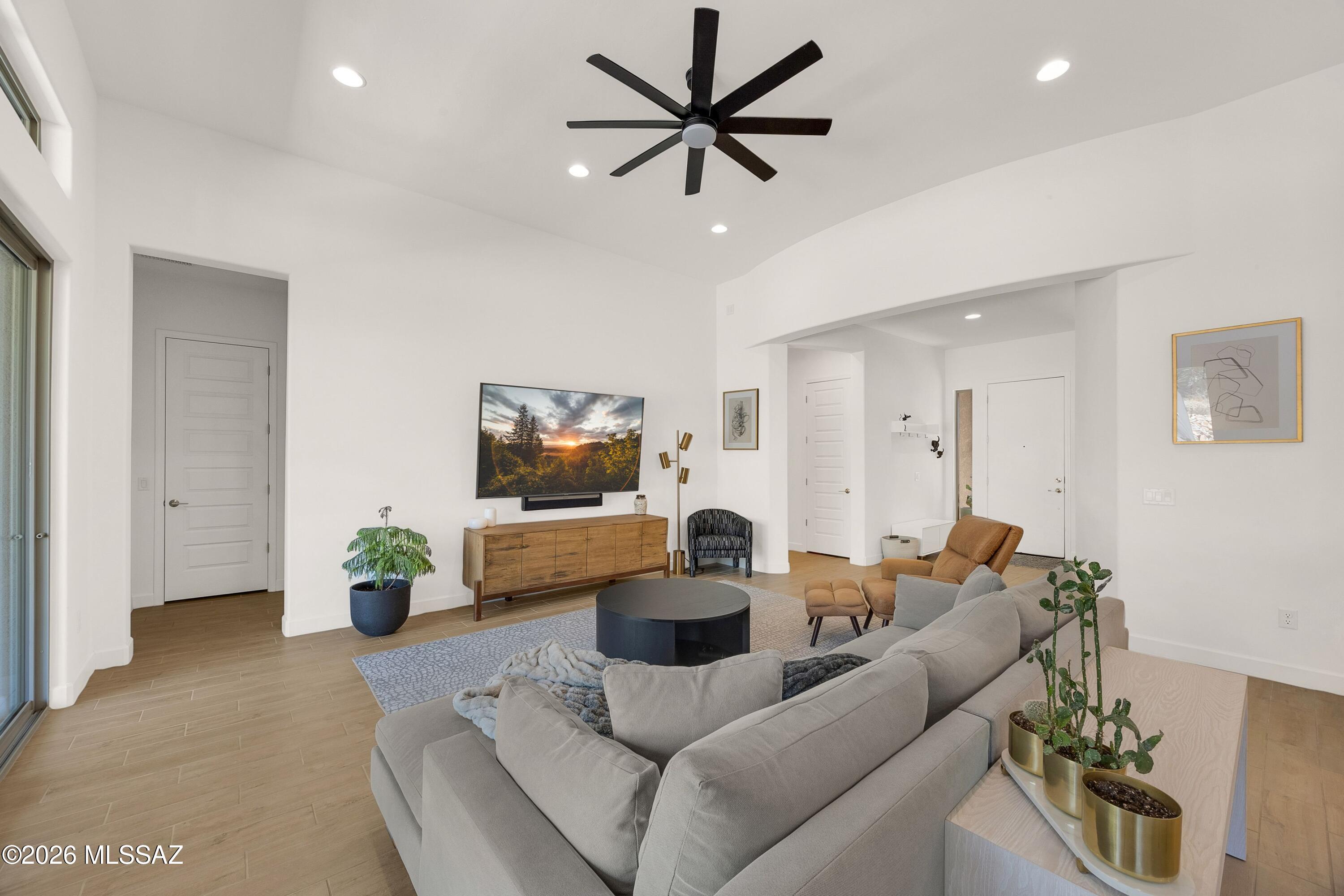 13477 N Mariposa Lily Drive