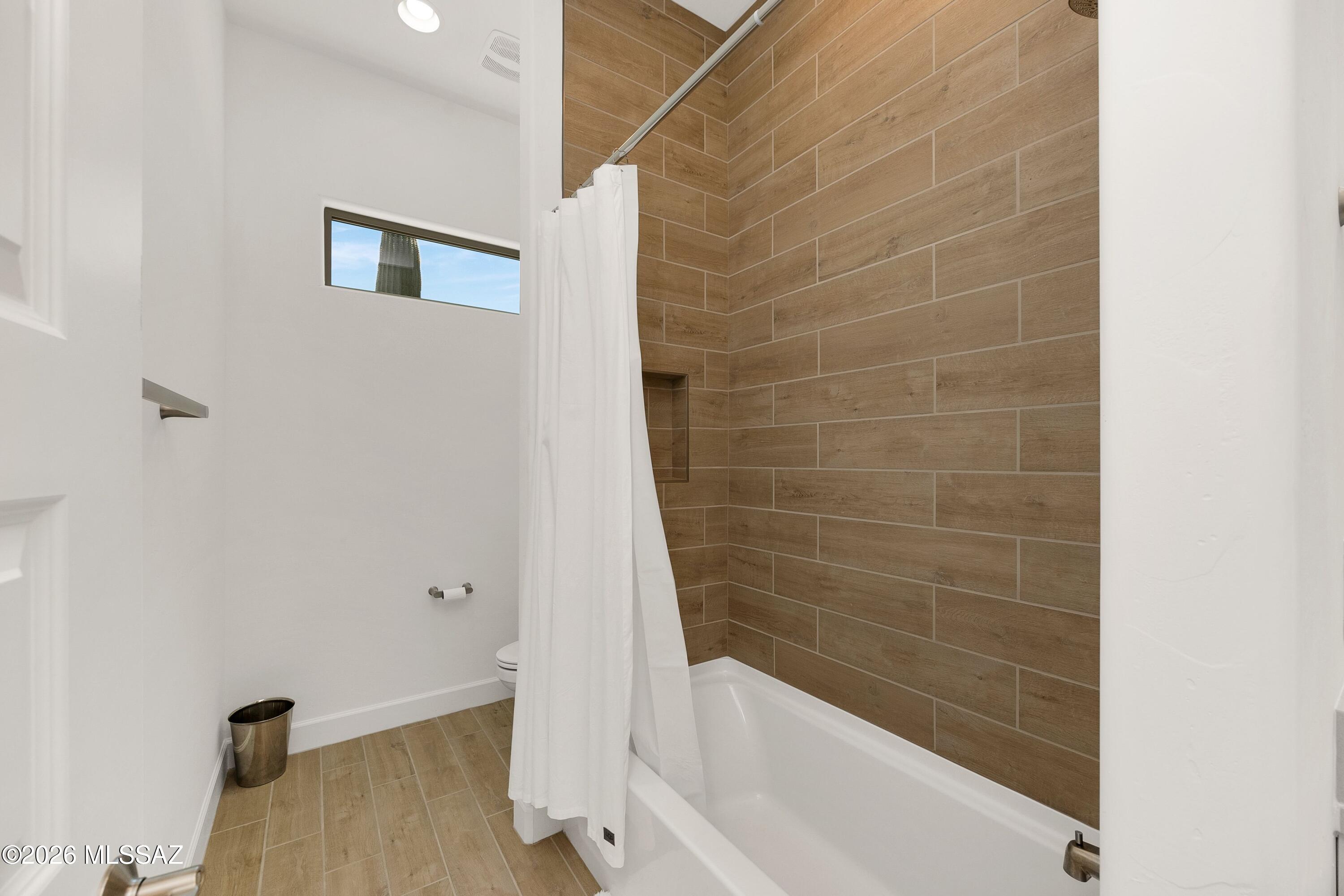 13477 N Mariposa Lily Drive