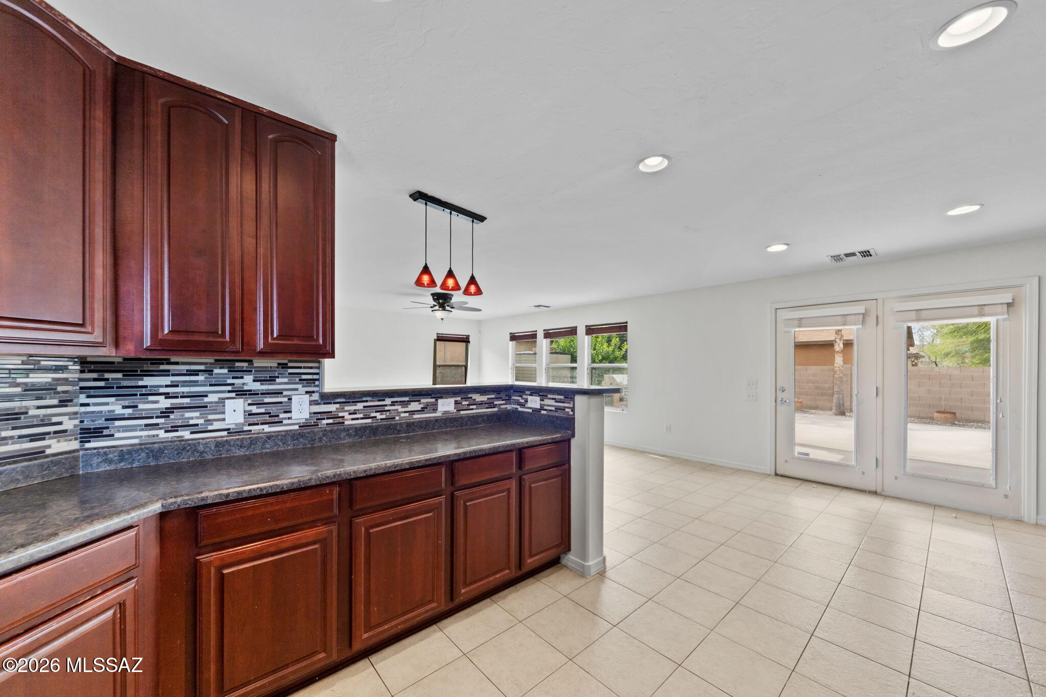 2779 W Greenstreak Drive