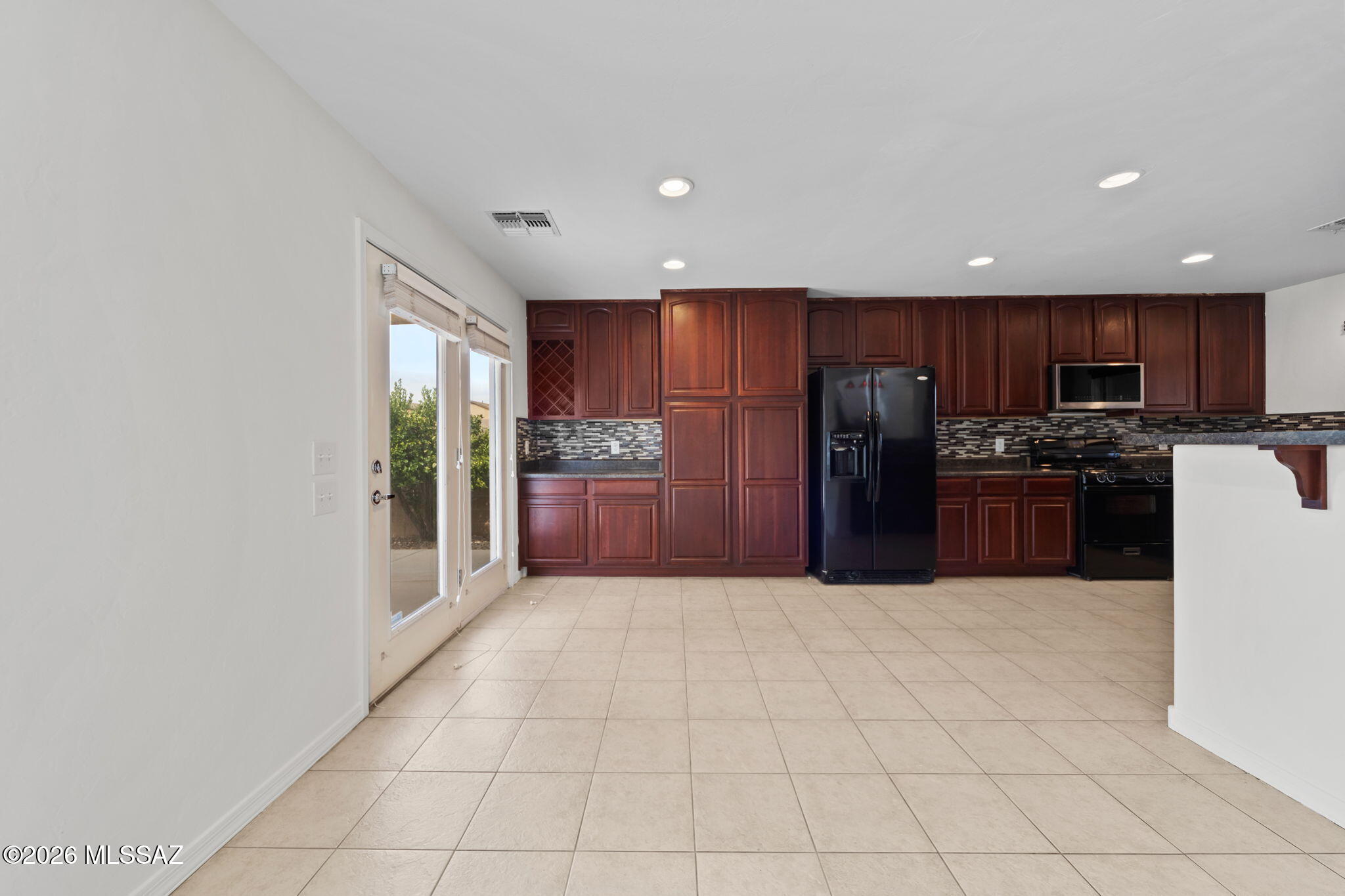 2779 W Greenstreak Drive