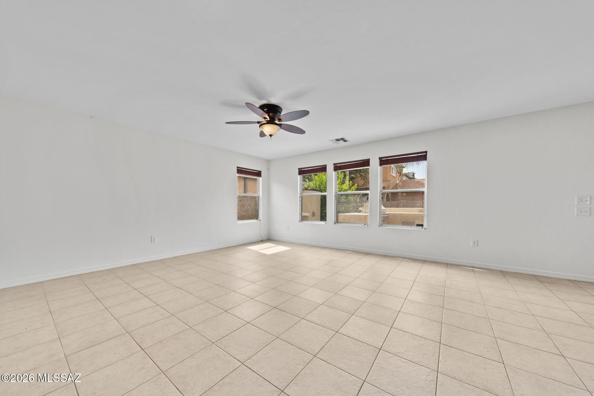 2779 W Greenstreak Drive