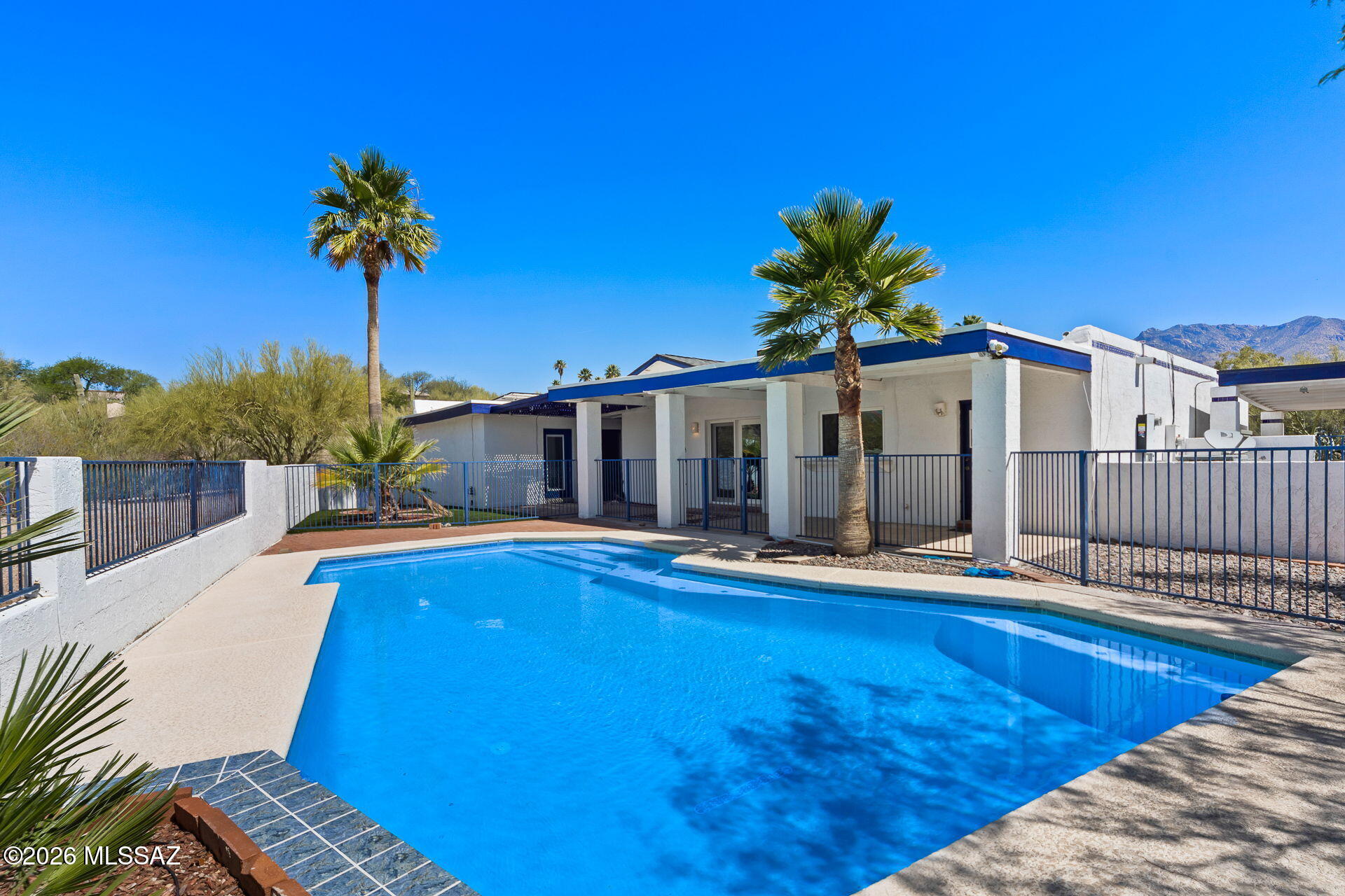 4581 N Avenida Del Cazador