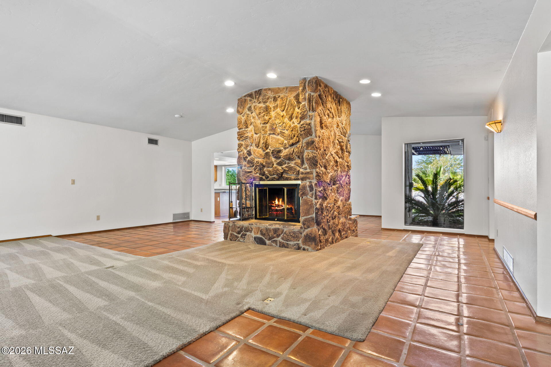4581 N Avenida Del Cazador