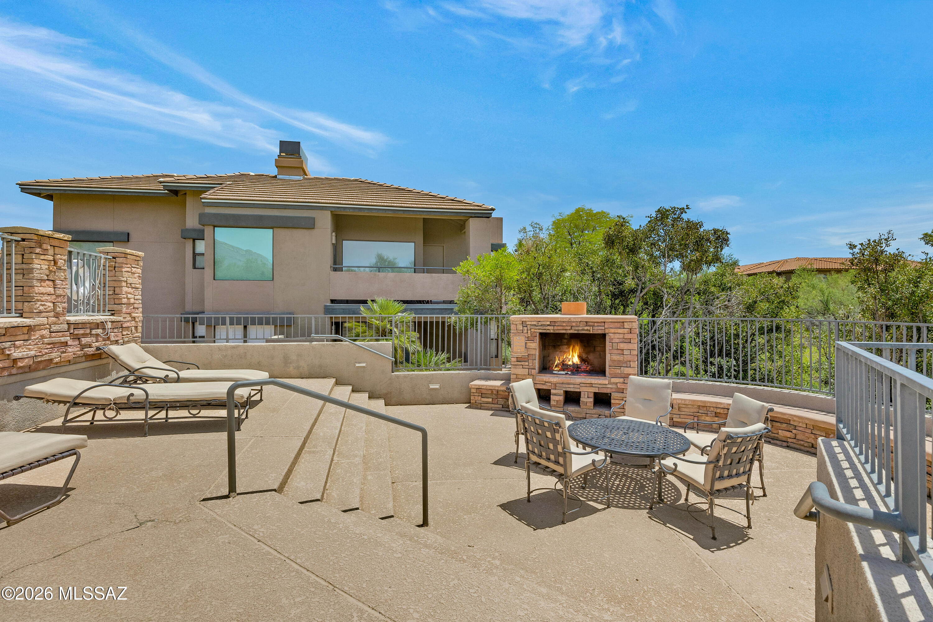 5855 N Kolb Road 2102
