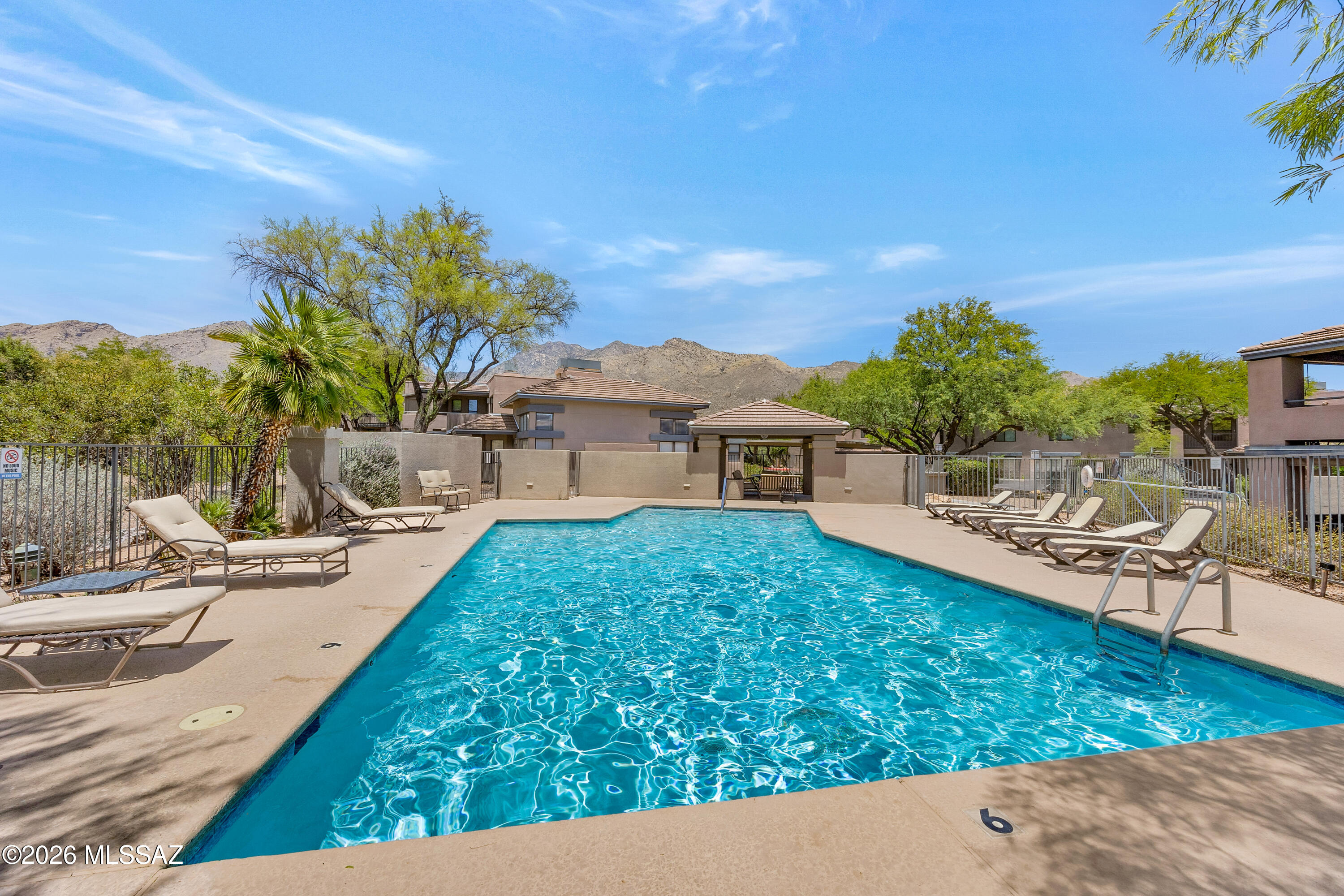 5855 N Kolb Road 2102