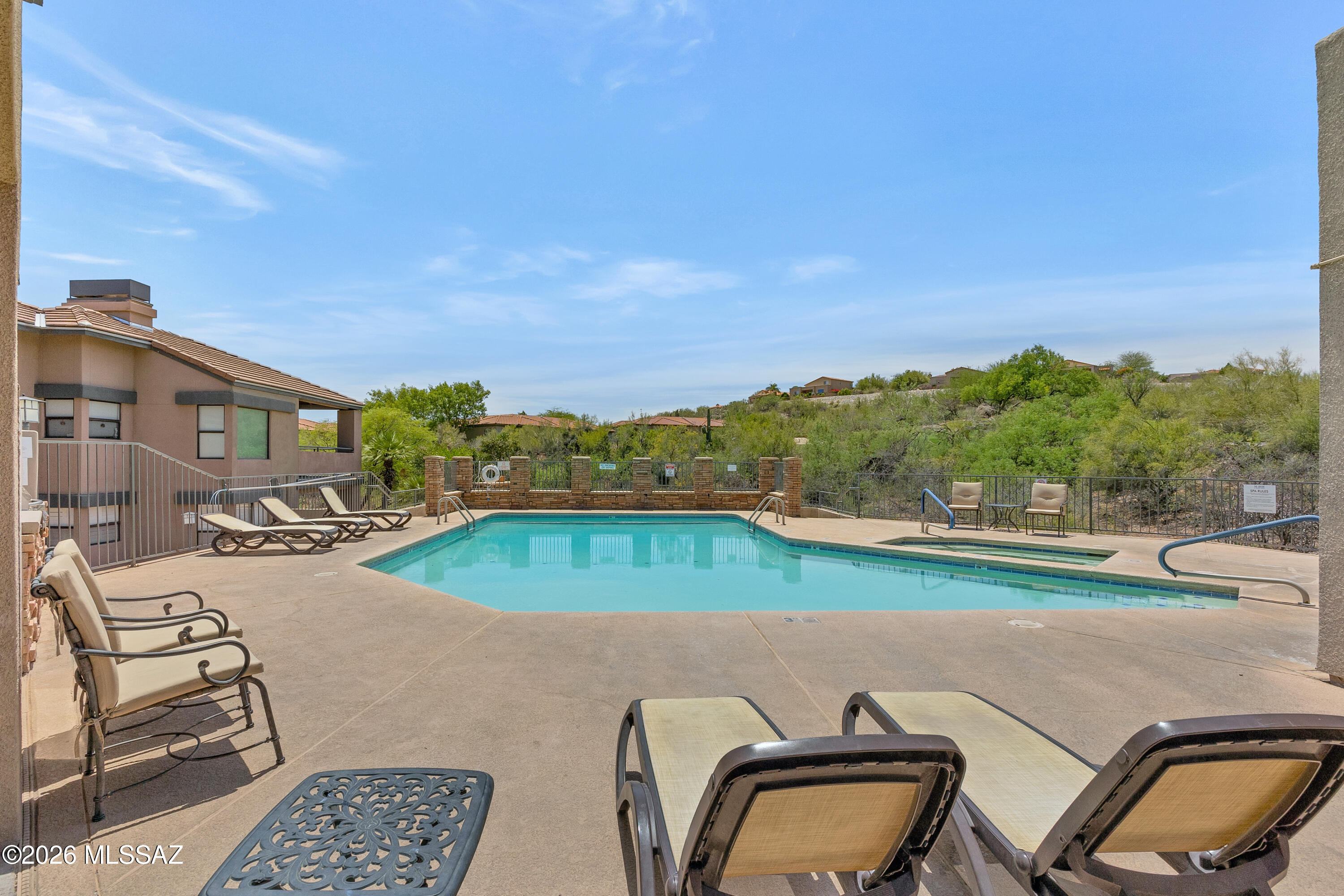 5855 N Kolb Road 2102