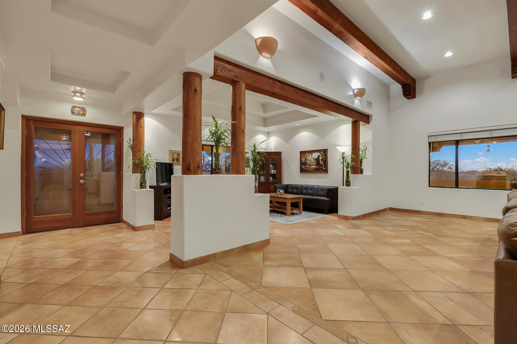 2305 N El Camino Rinconado