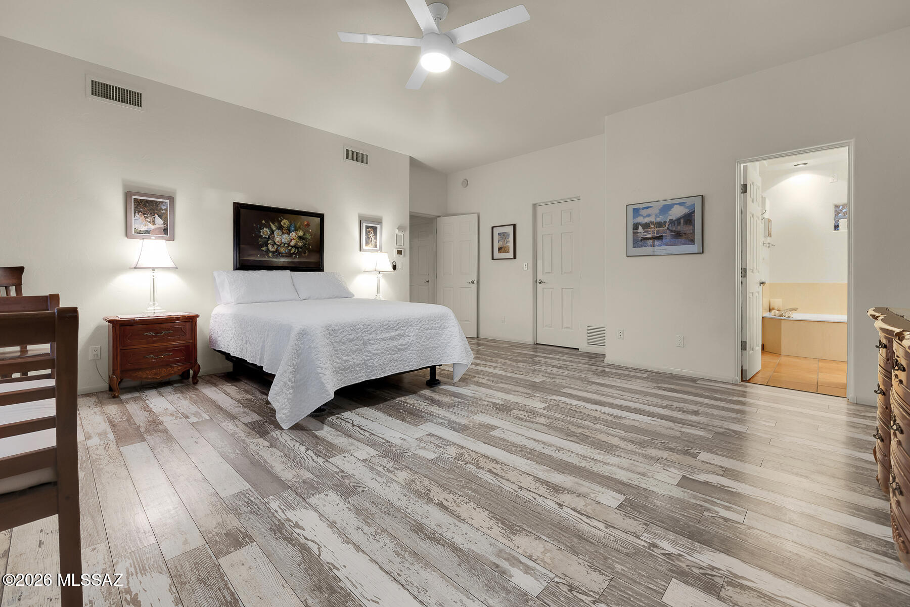 2305 N El Camino Rinconado