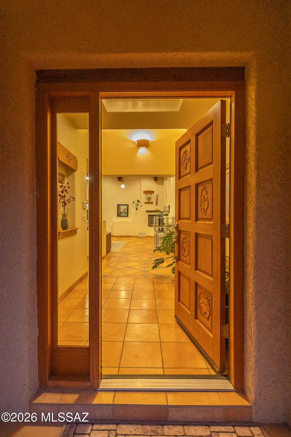 2305 N El Camino Rinconado