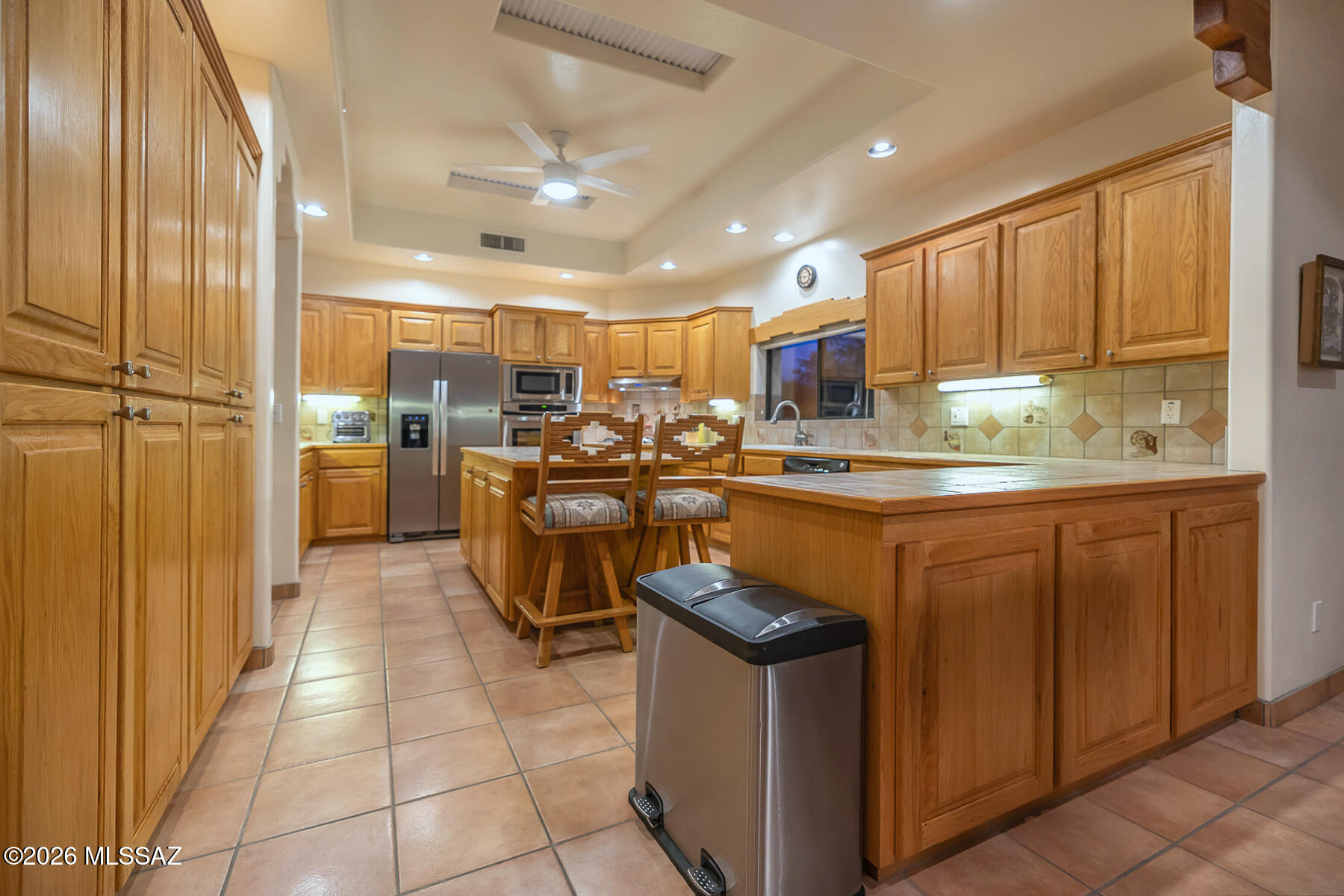 2305 N El Camino Rinconado