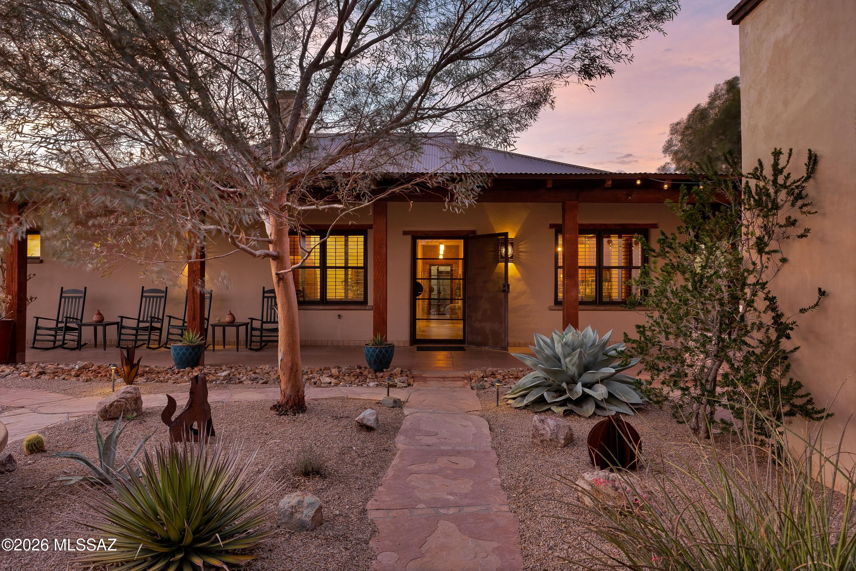 4166 W Adobe Ranch Place