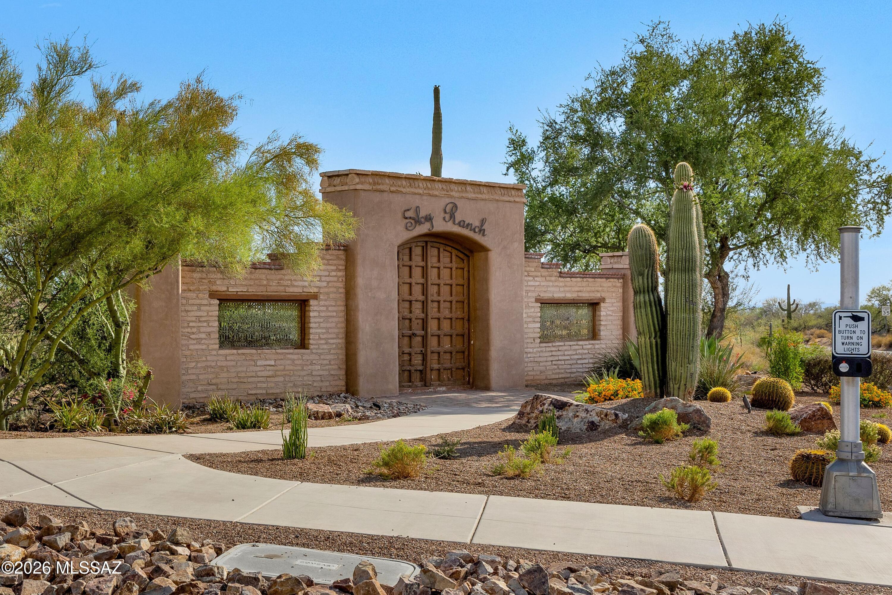 4166 W Adobe Ranch Place