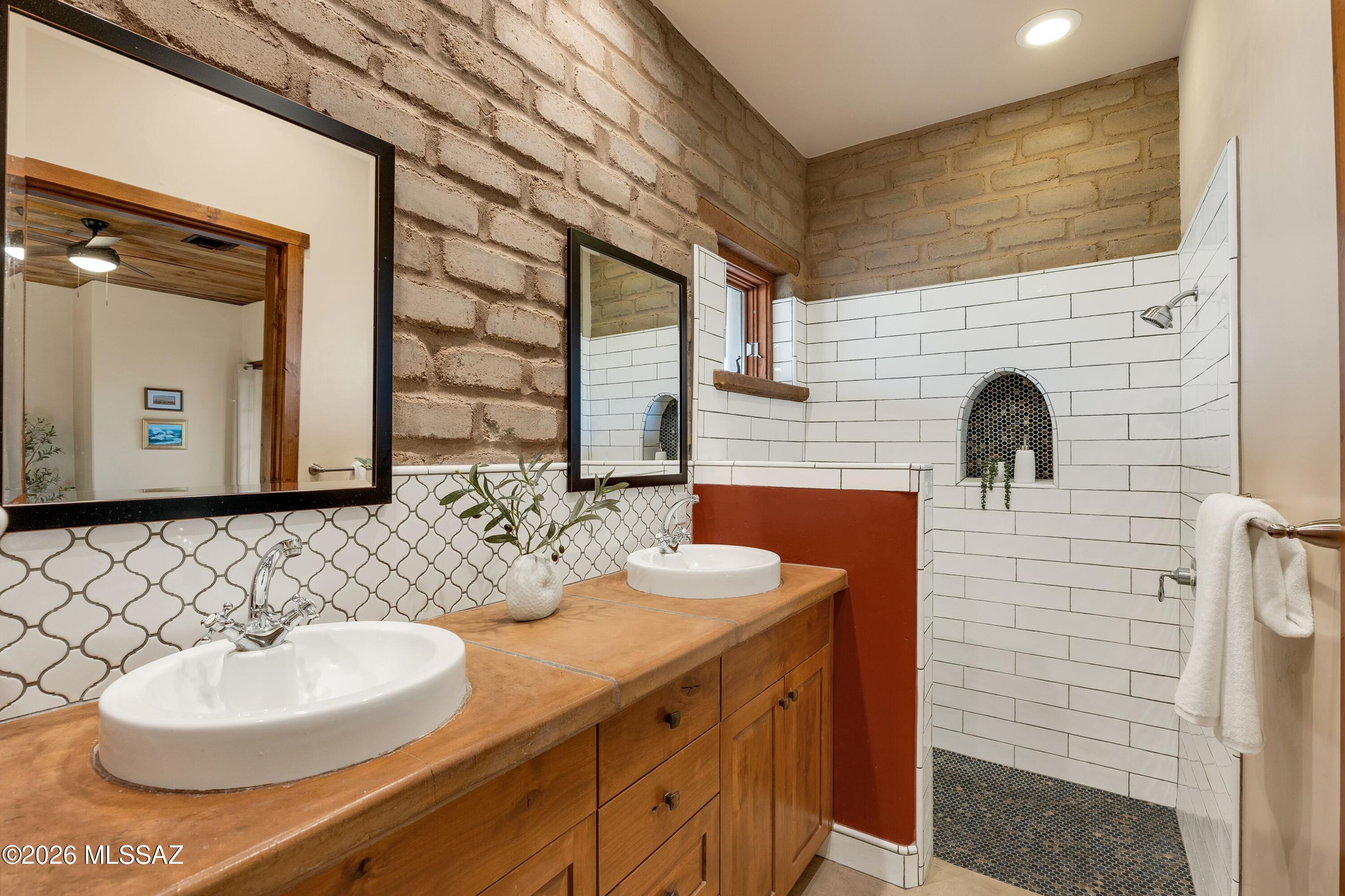 4166 W Adobe Ranch Place