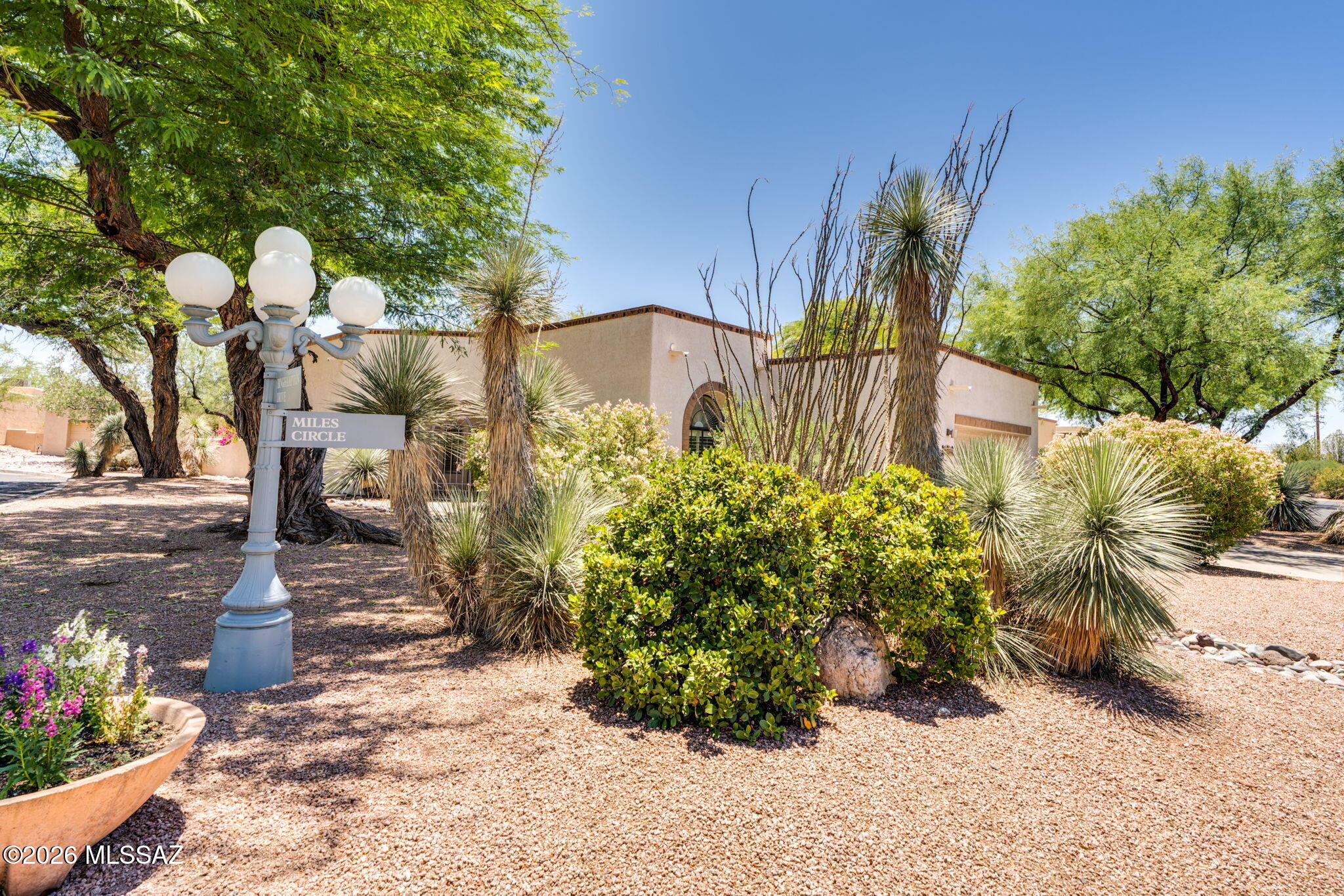 5560 E Miles Circle