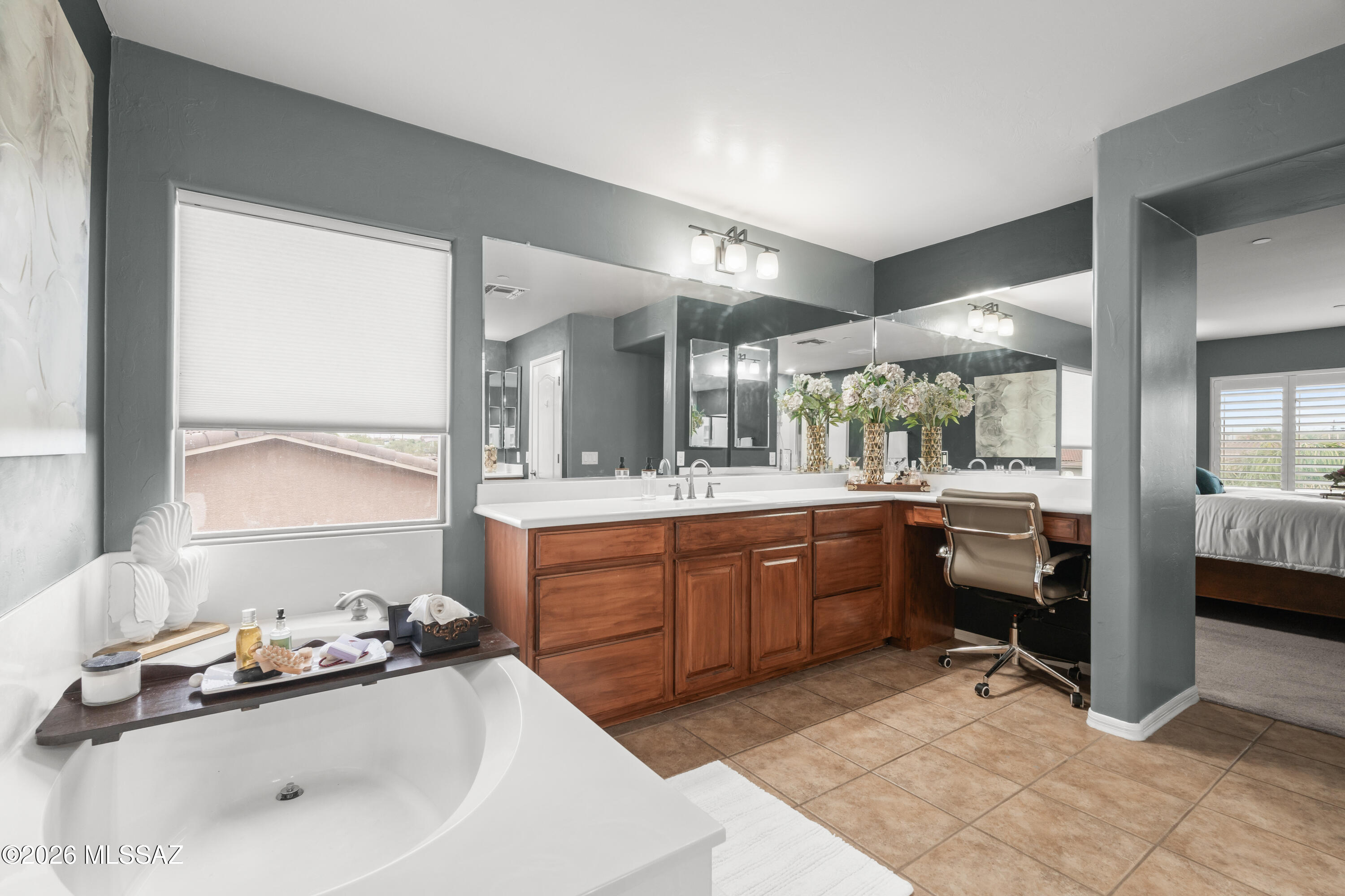 11906 N Mesquite Hollow Drive