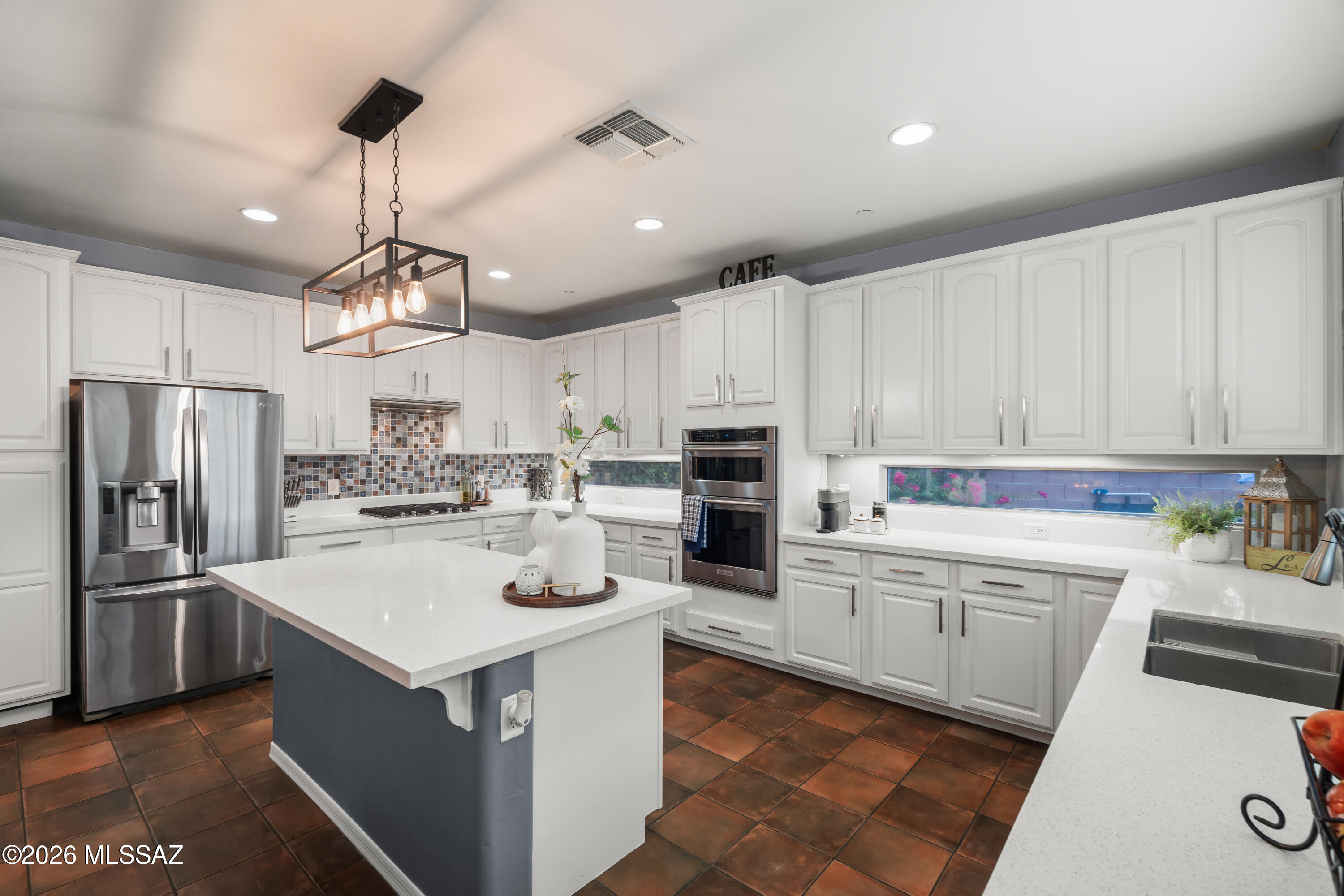 11906 N Mesquite Hollow Drive