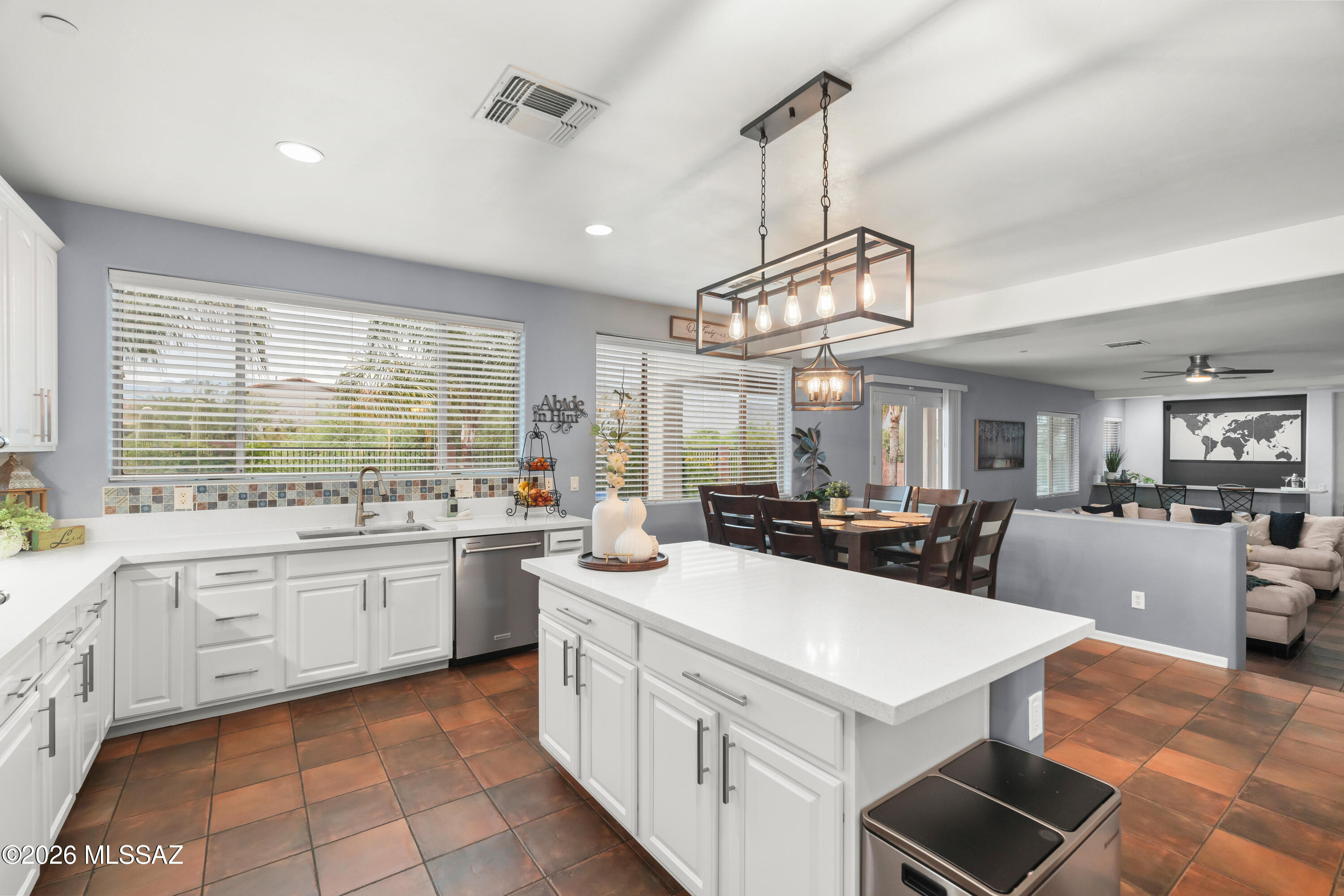 11906 N Mesquite Hollow Drive
