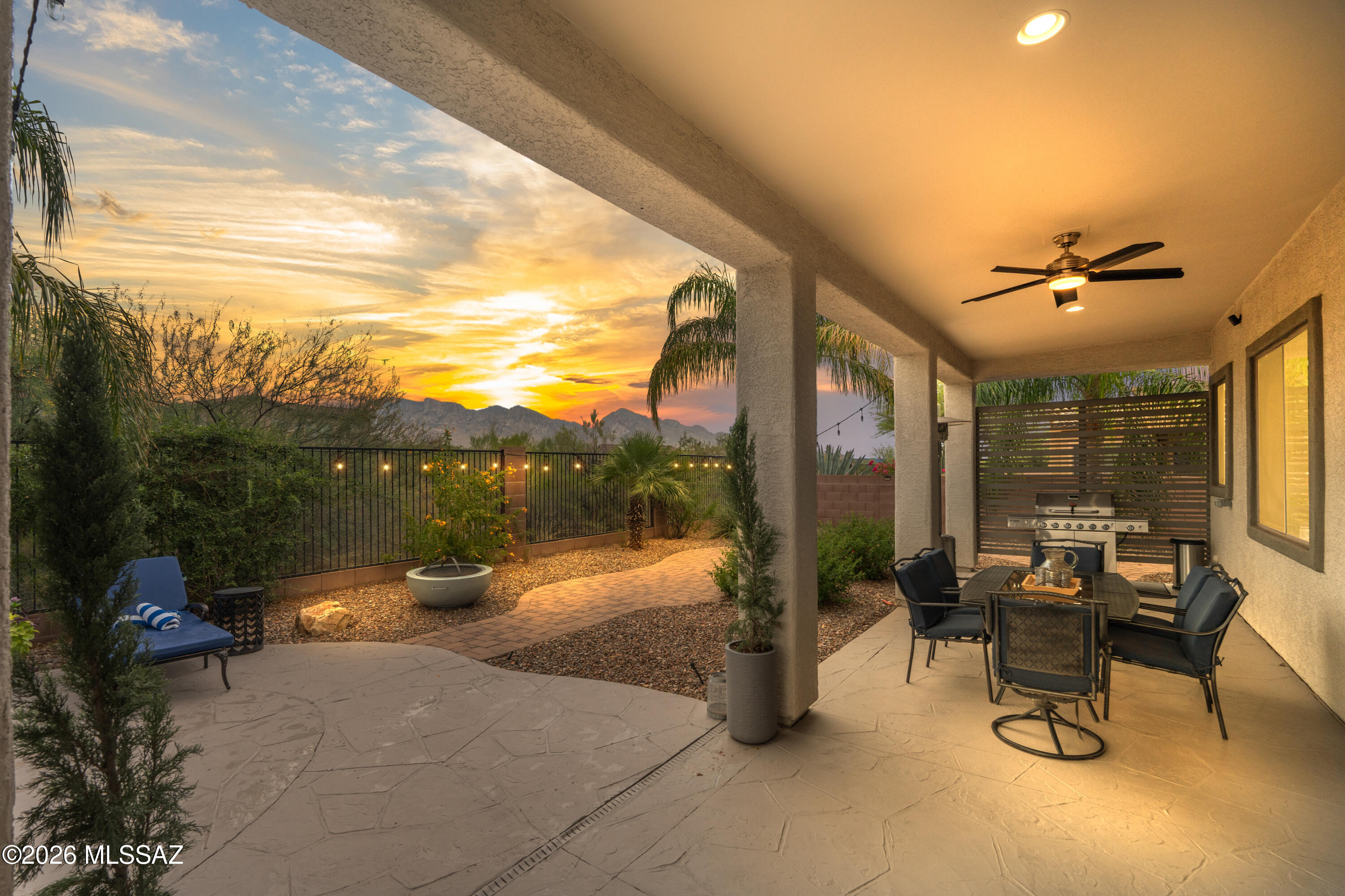 11906 N Mesquite Hollow Drive