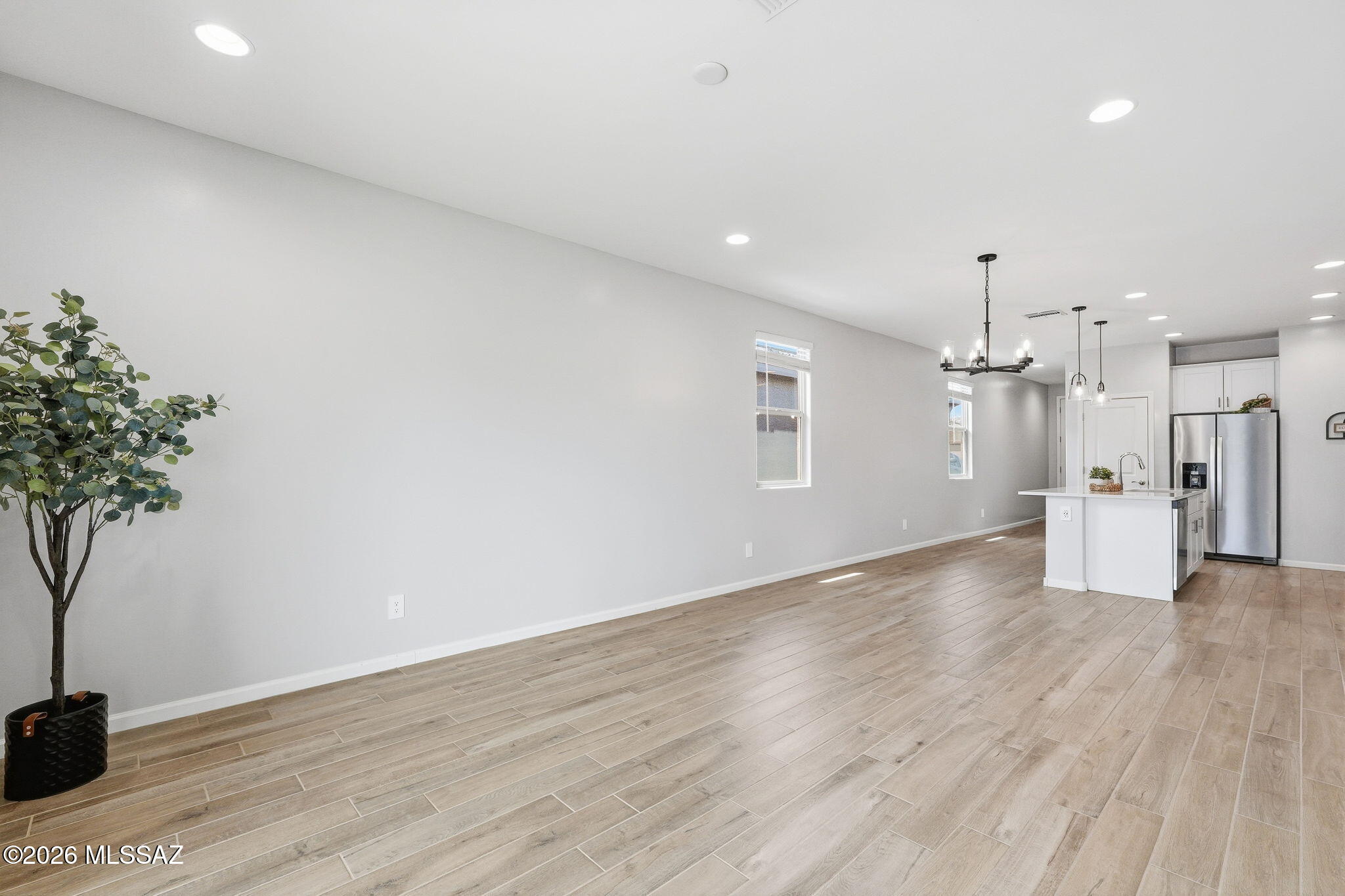 10317 W Zimmerman Street