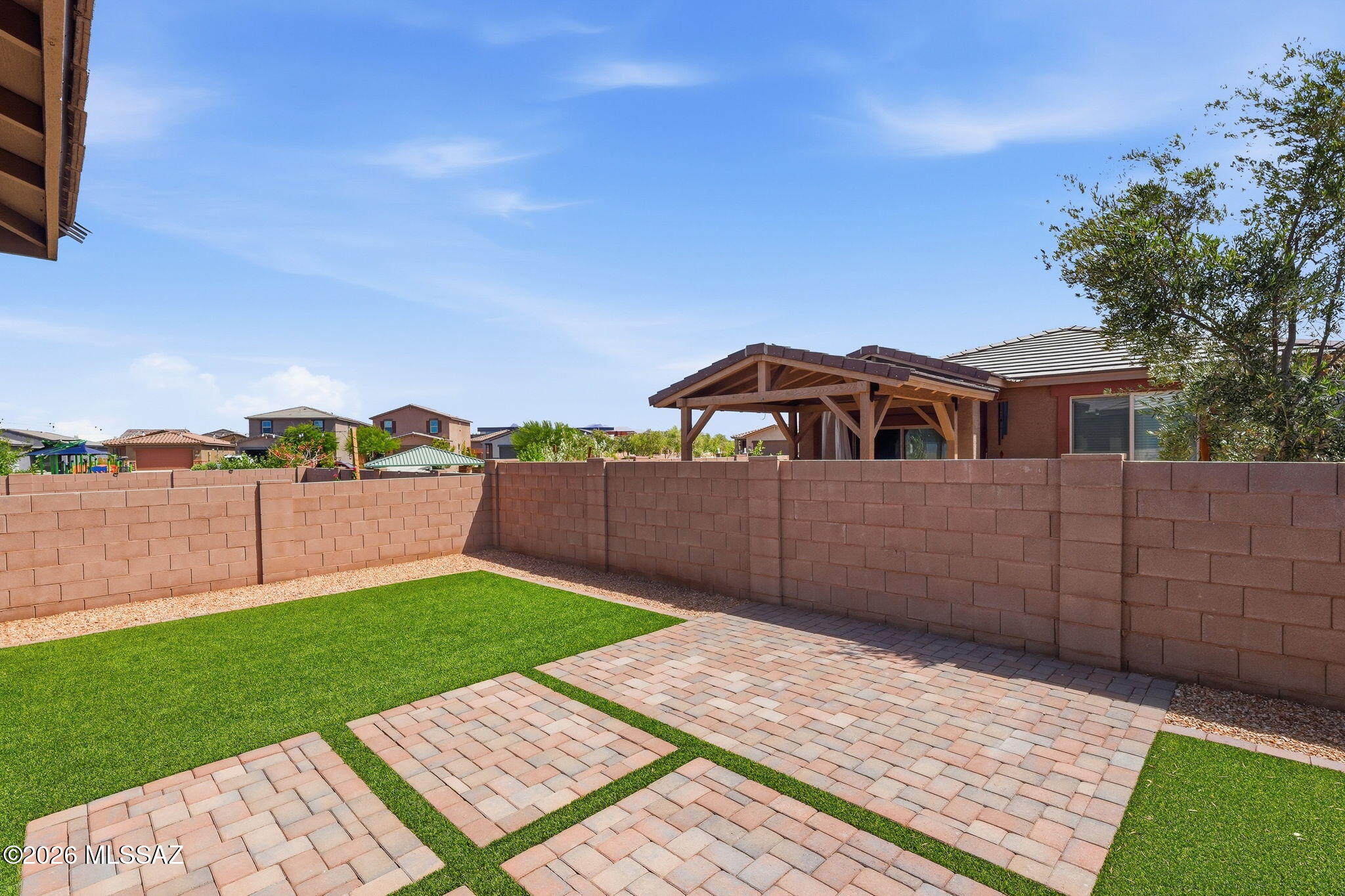 10317 W Zimmerman Street