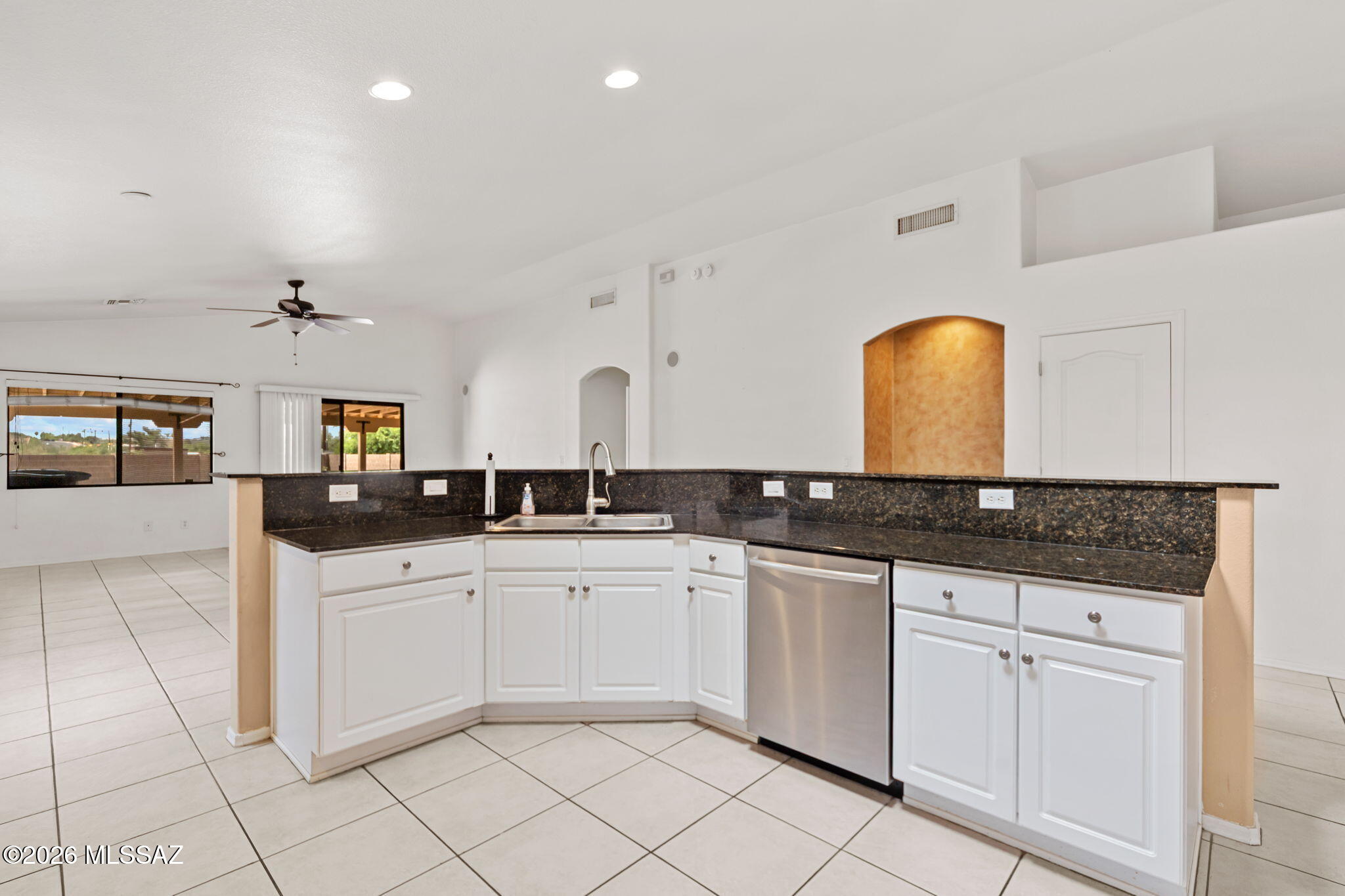 7700 N Sun Flair Drive