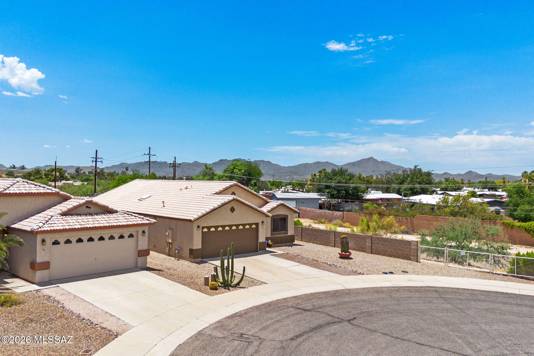 7700 N Sun Flair Drive