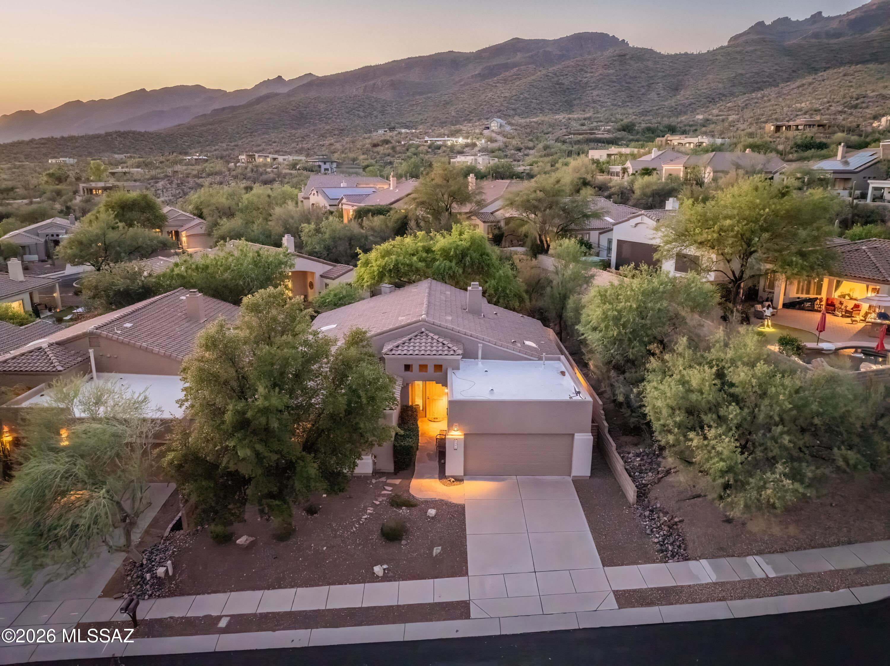 5305 N Spring View Drive