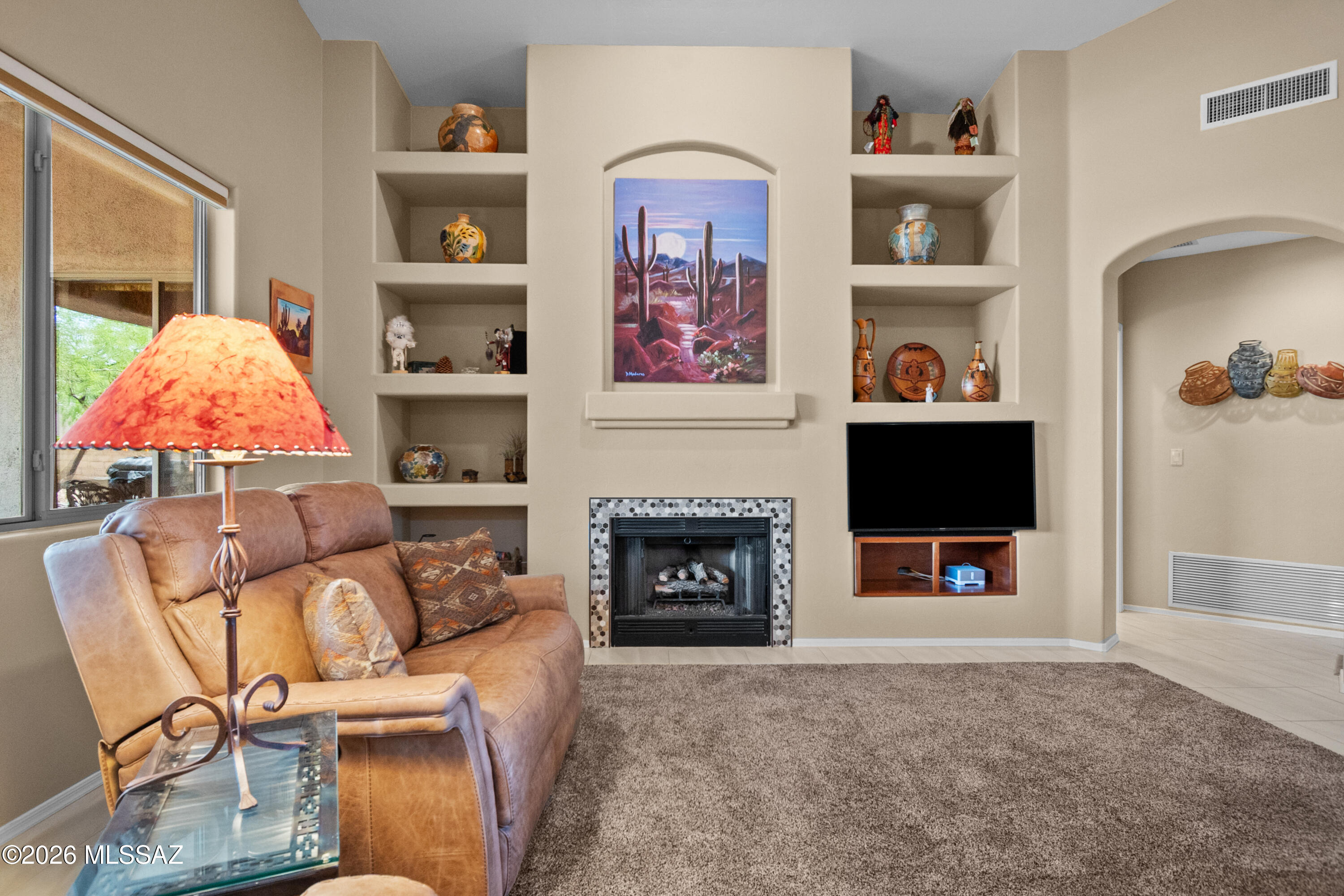 5305 N Spring View Drive