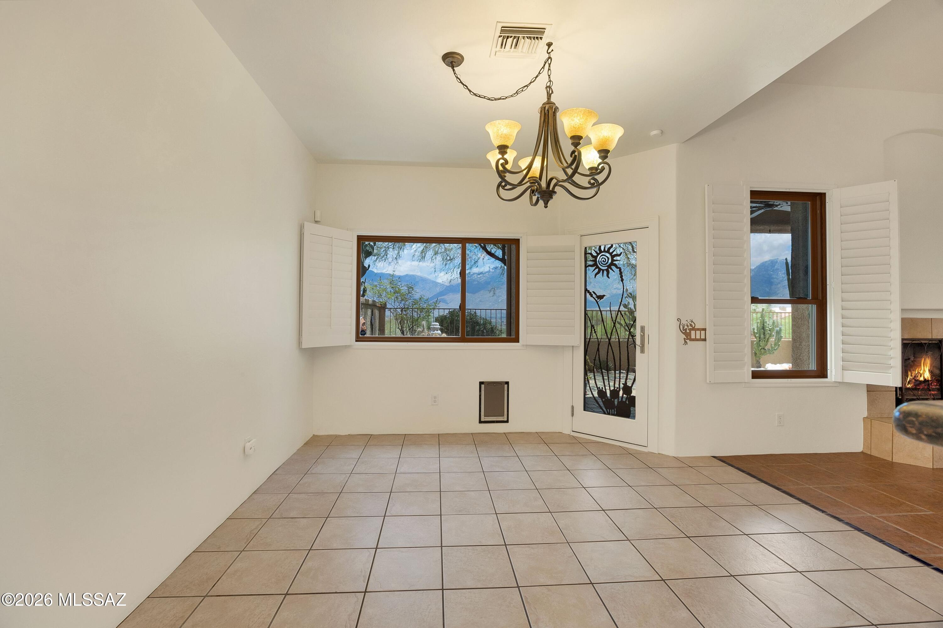 12608 N Sleeping Coyote Drive