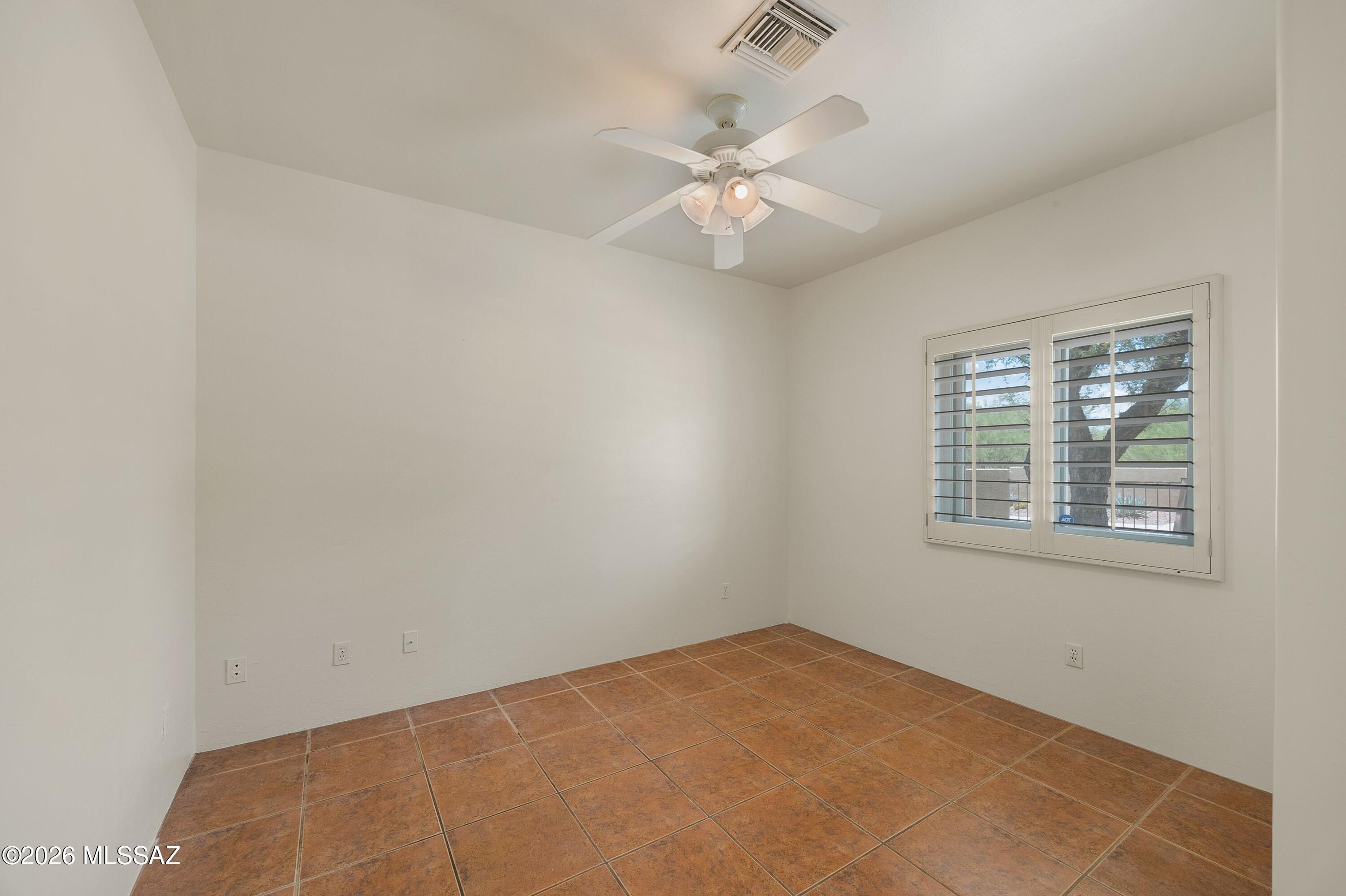 12608 N Sleeping Coyote Drive