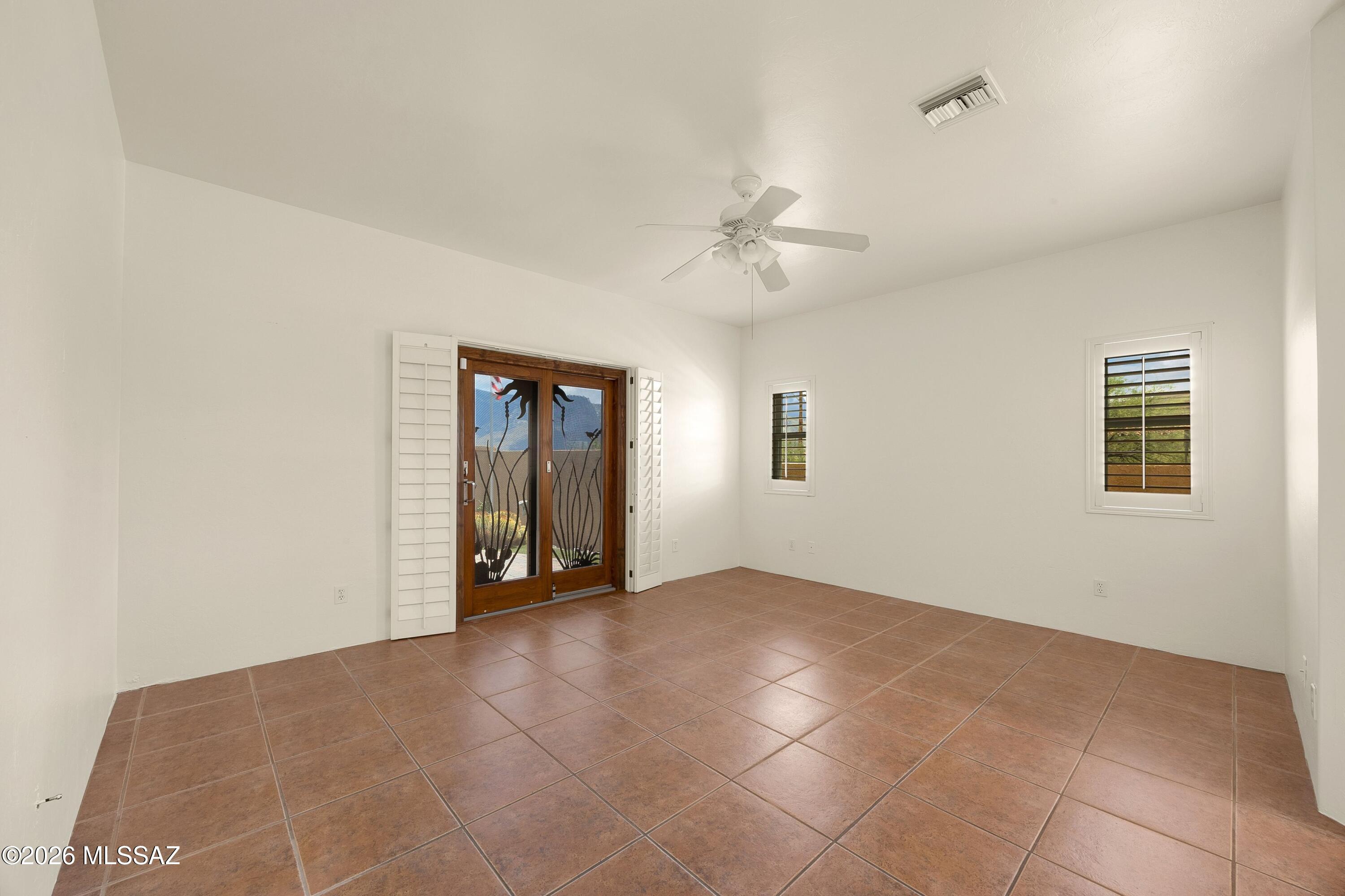 12608 N Sleeping Coyote Drive