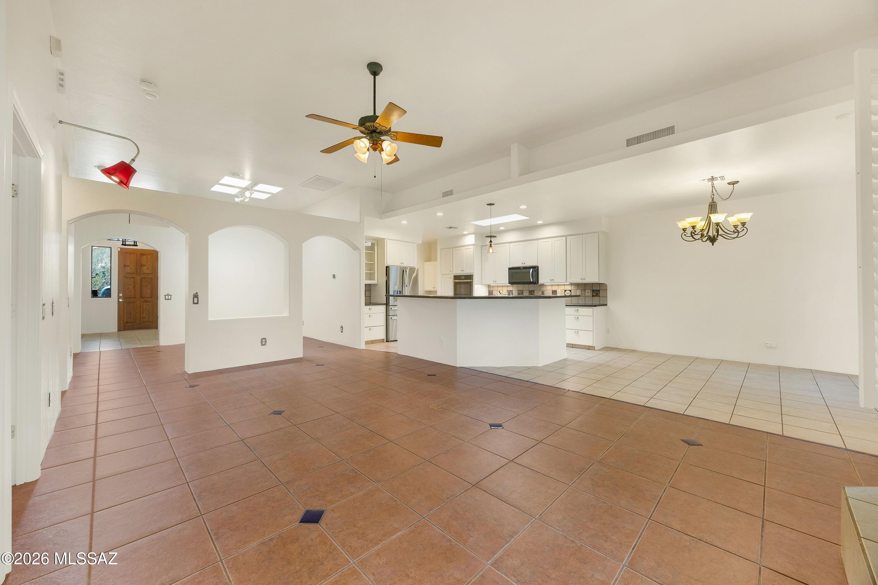 12608 N Sleeping Coyote Drive