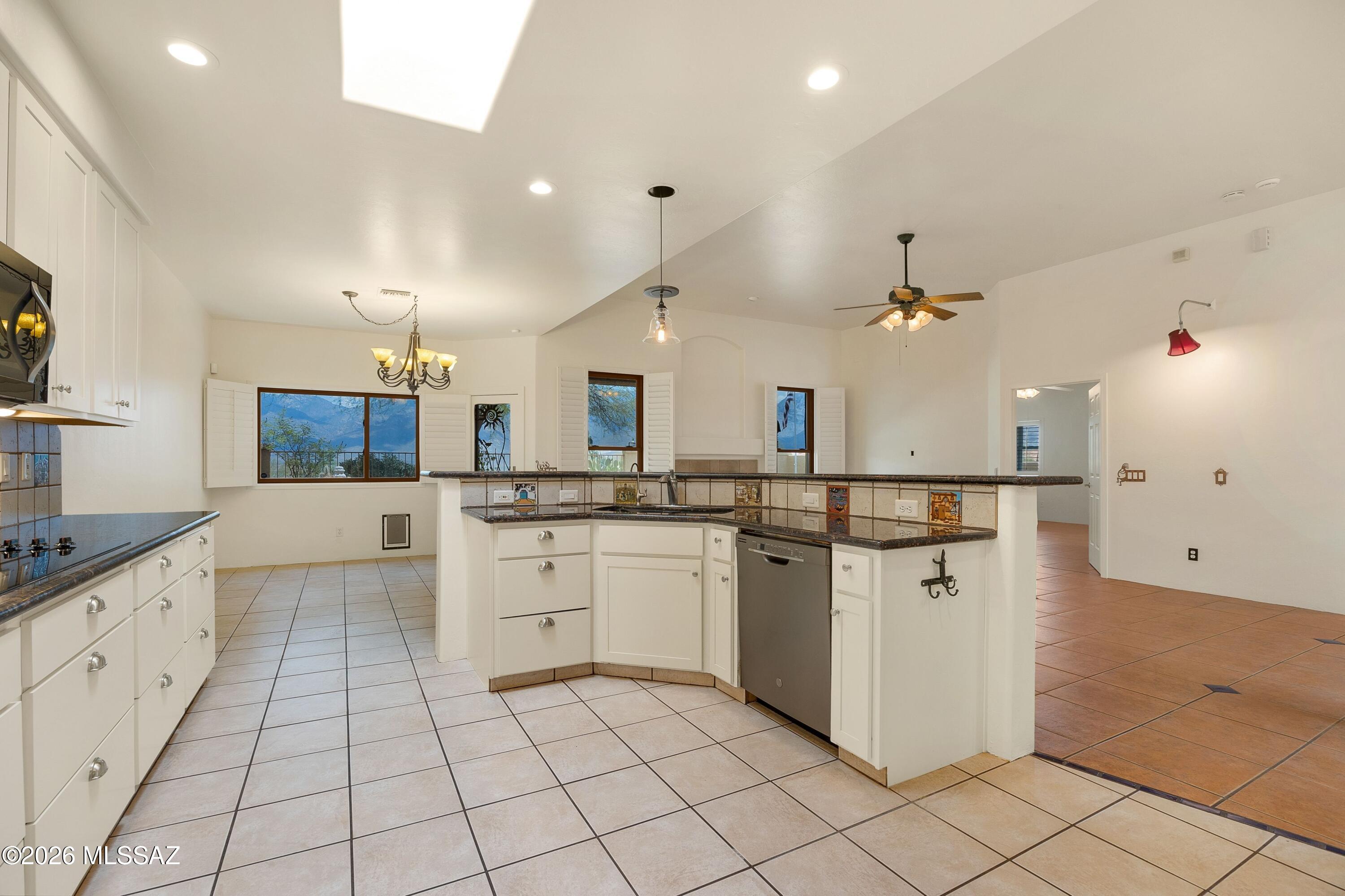 12608 N Sleeping Coyote Drive