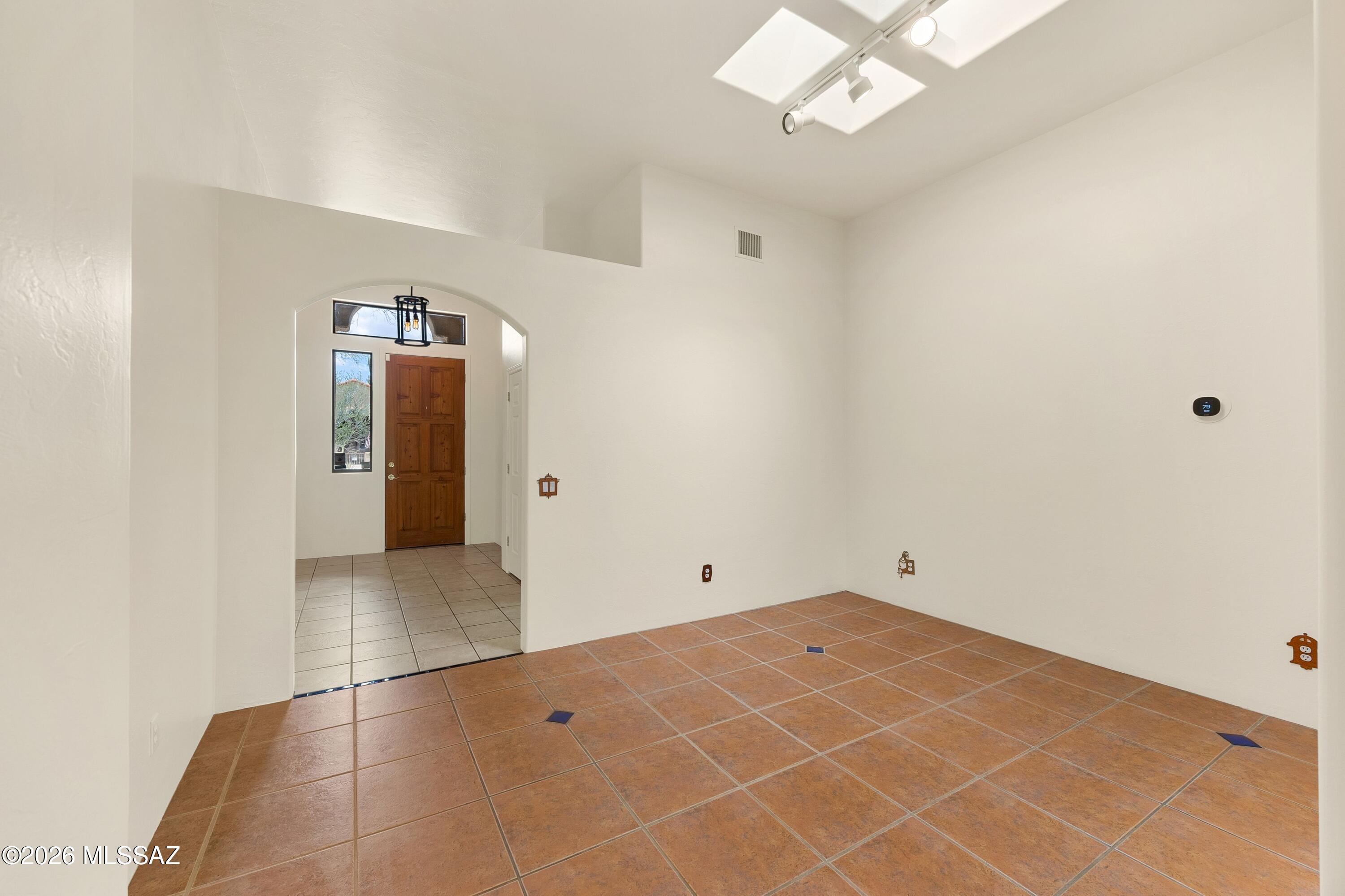 12608 N Sleeping Coyote Drive