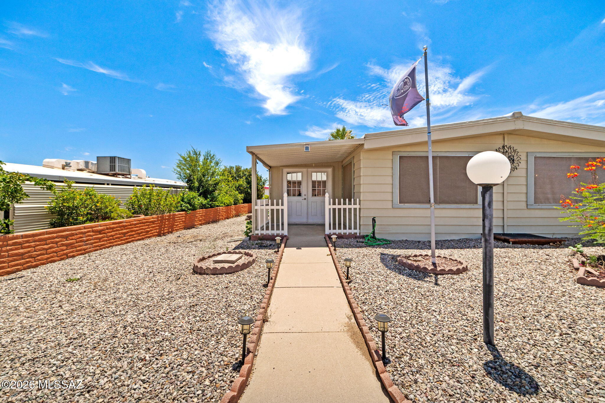 145 W Mora Drive