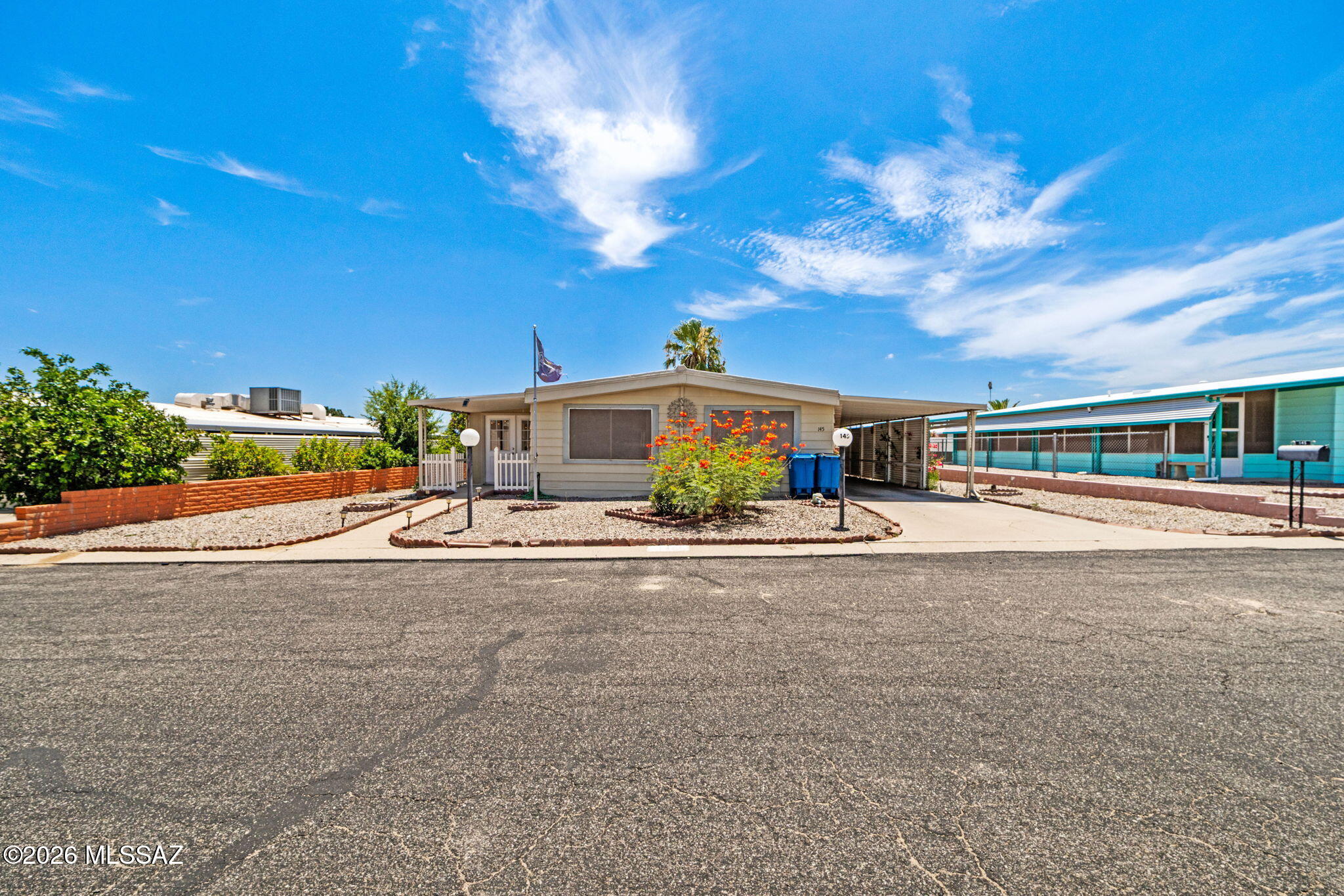 145 W Mora Drive