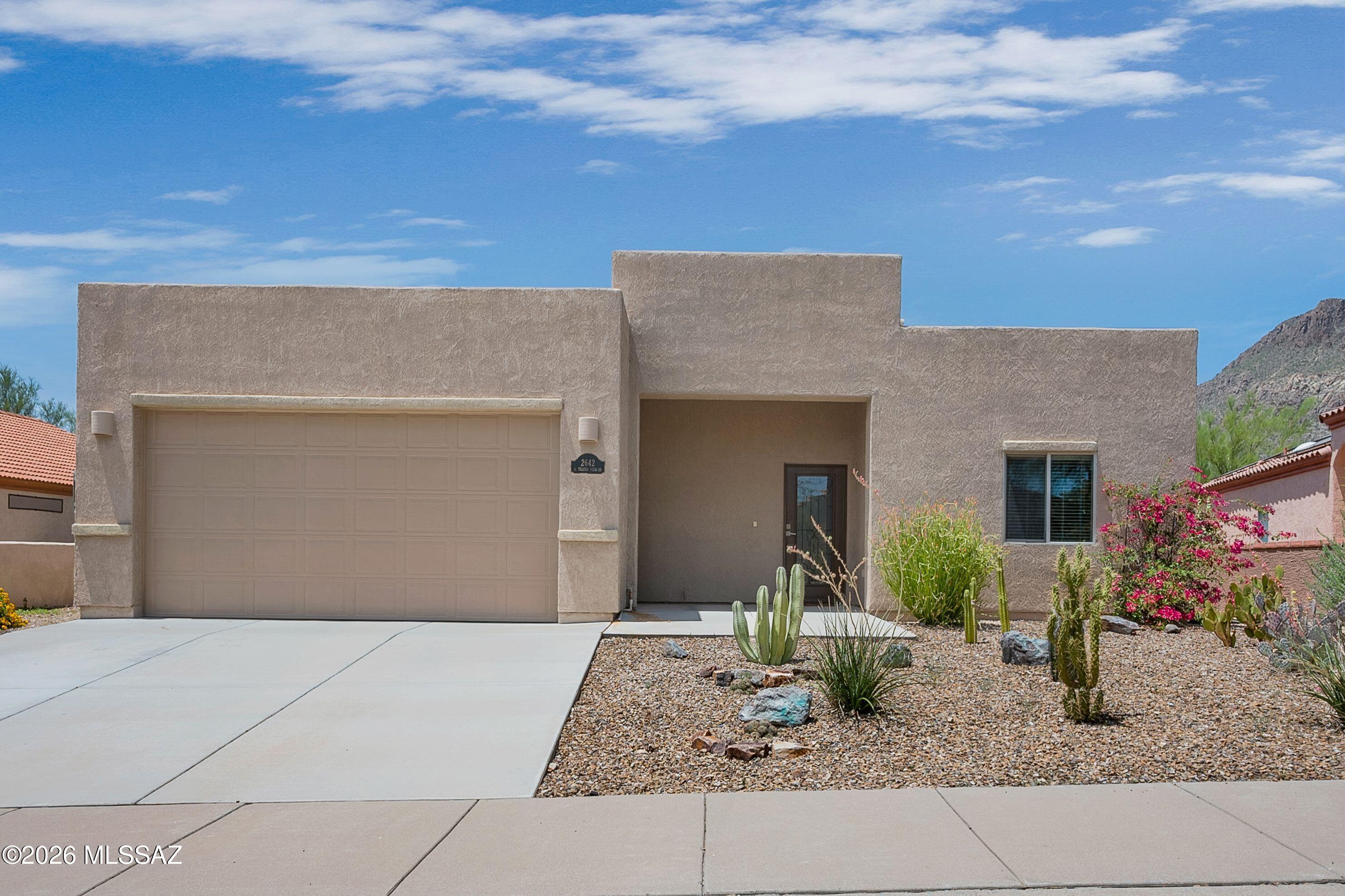 2642 S Falcon View Drive