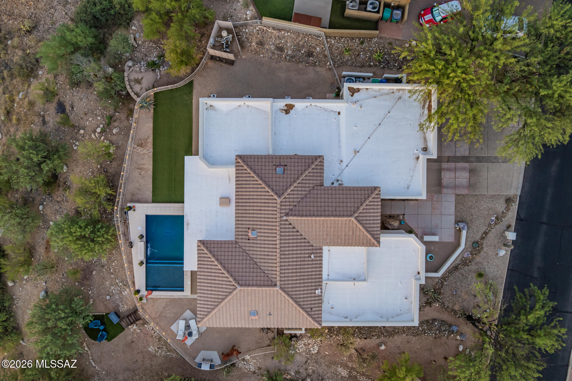 1775 E Buck Ridge Place