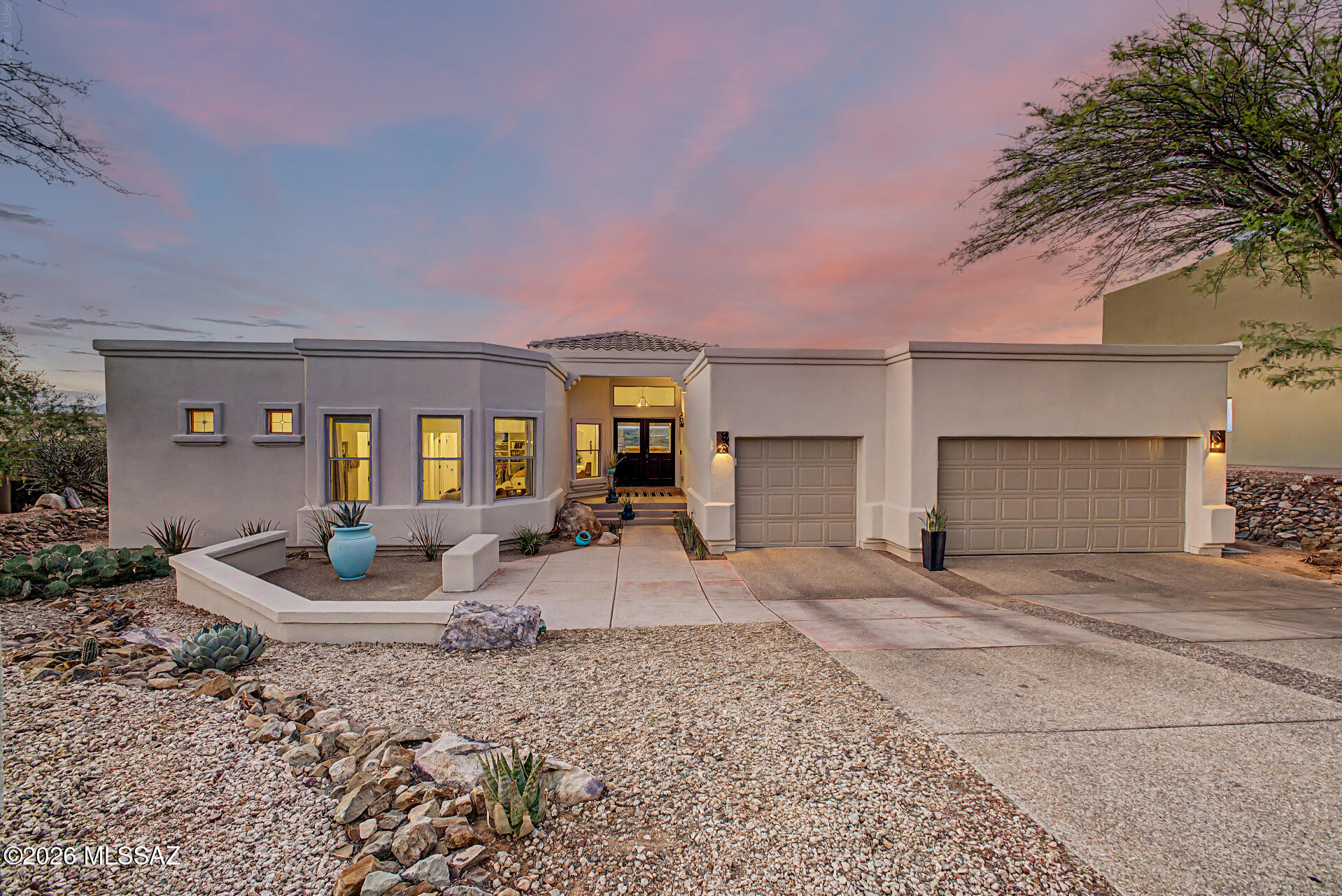 1775 E Buck Ridge Place