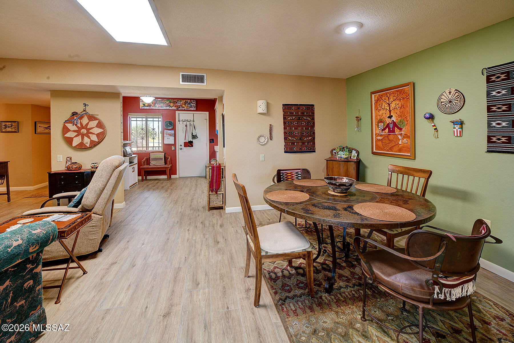791 W Calle De Alegria