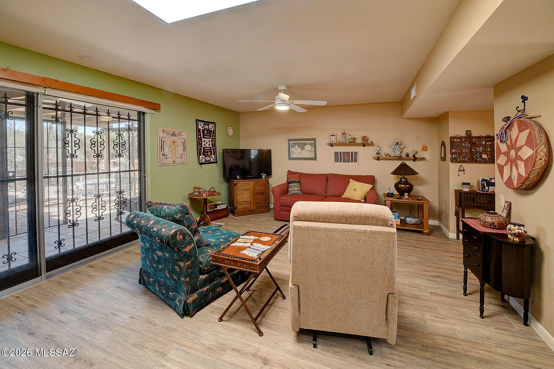 791 W Calle De Alegria