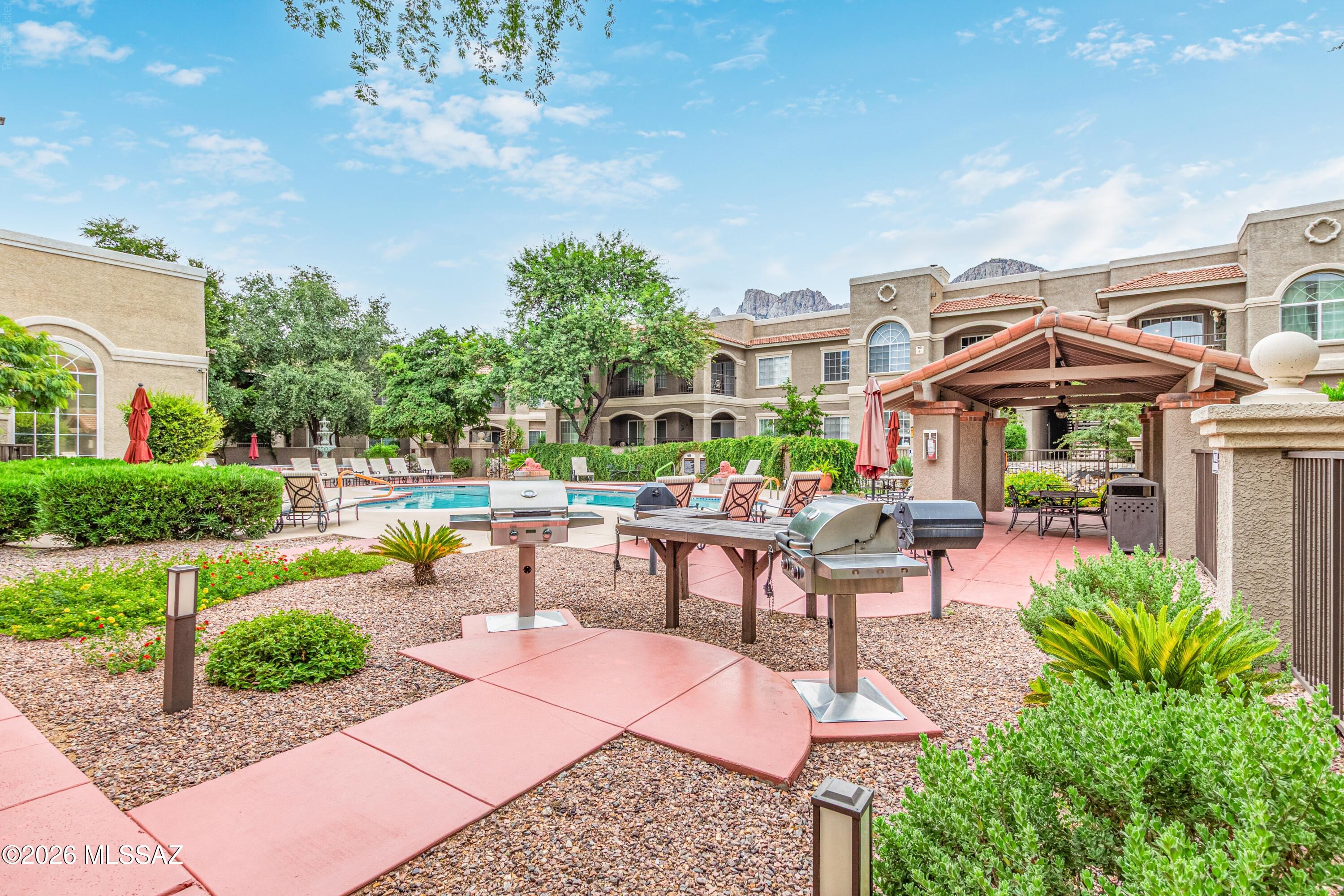 1500 E Pusch Wilderness Drive 17206