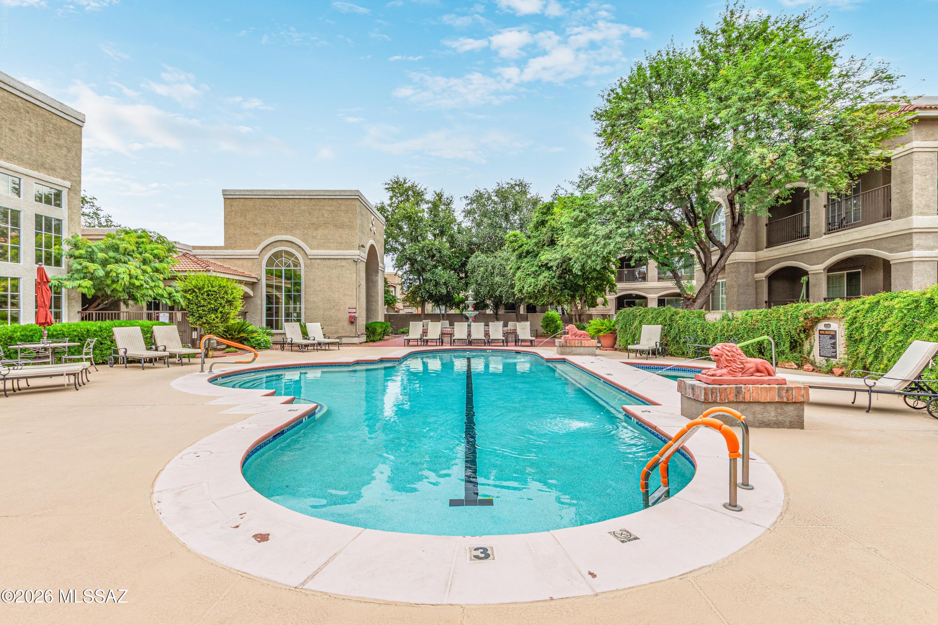 1500 E Pusch Wilderness Drive 17206