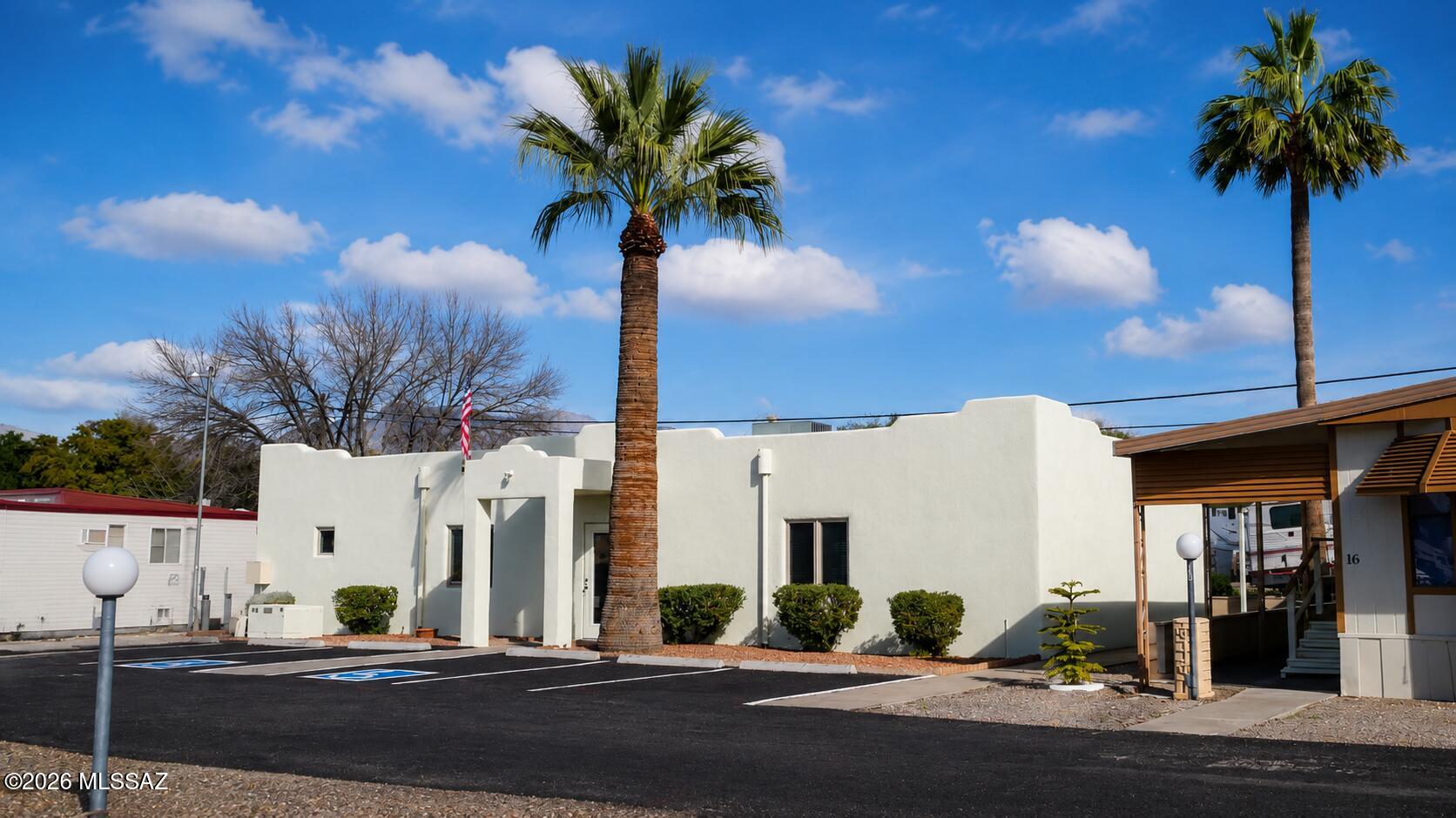 540 W Limberlost Drive E28