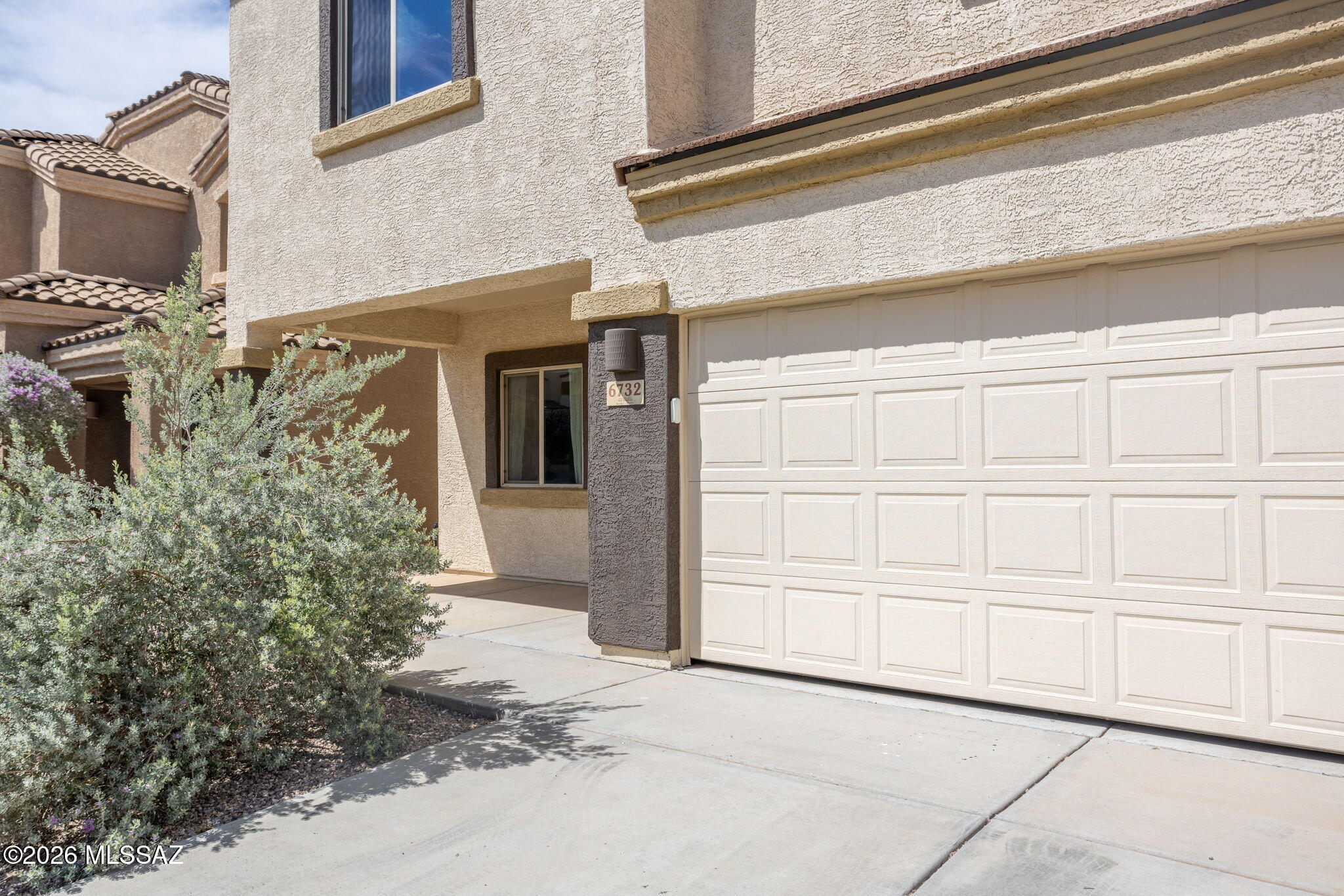 6732 S Blue Wing Drive